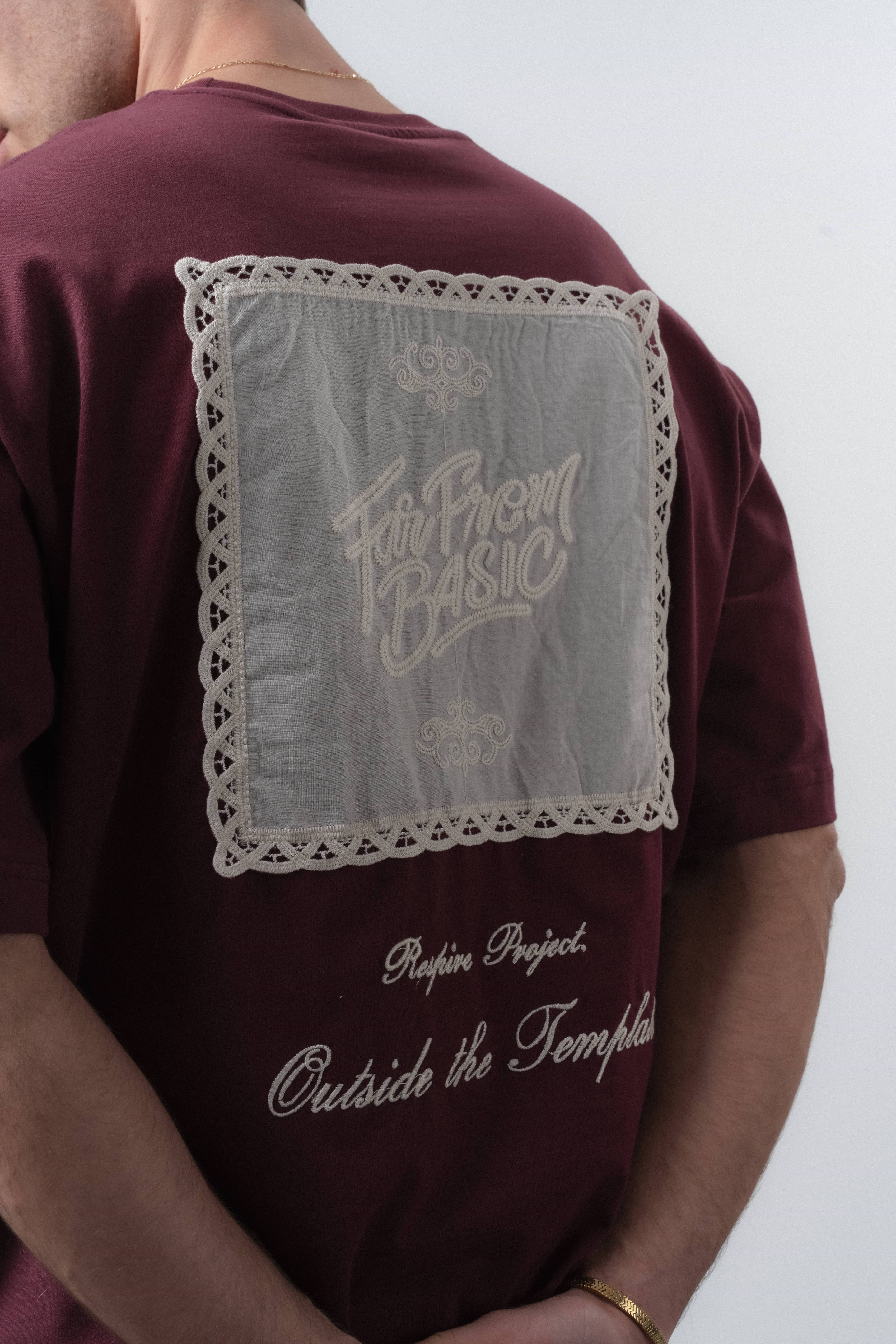 Erkek Far From Basic Nakışlı Oversize T-Shirt Bordo