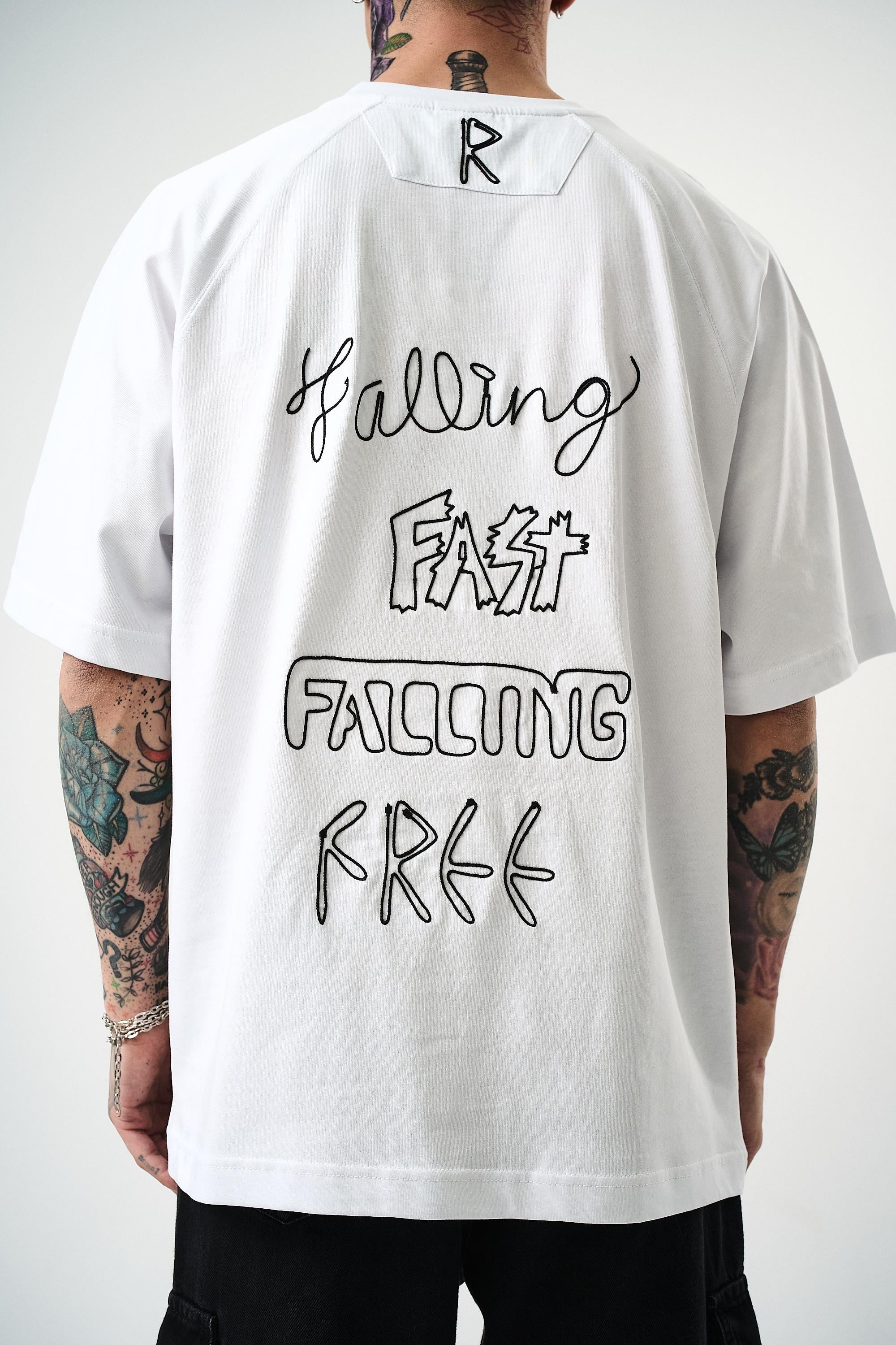 Erkek Fast Nakışlı Oversize T-Shirt Beyaz