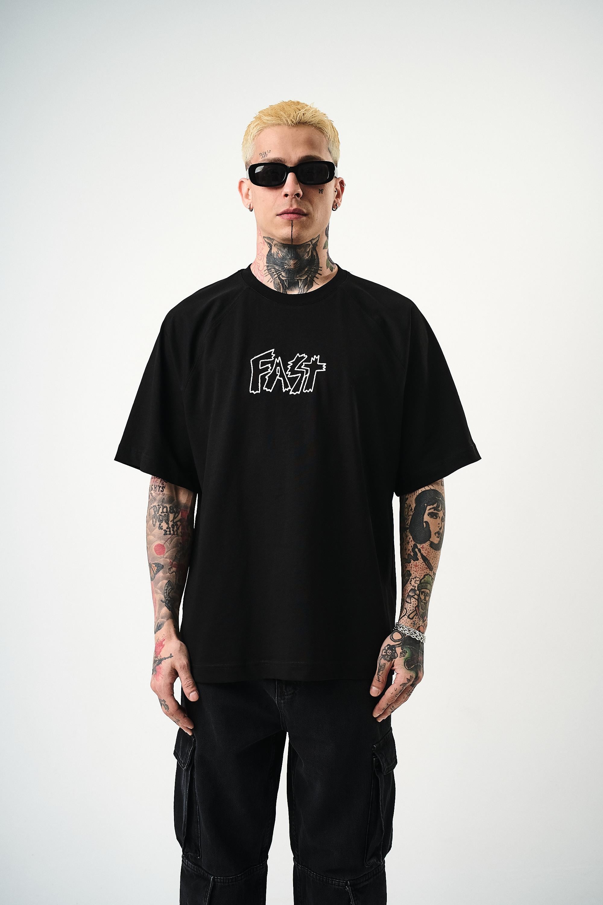 Erkek Fast Nakışlı Oversize T-Shirt Siyah