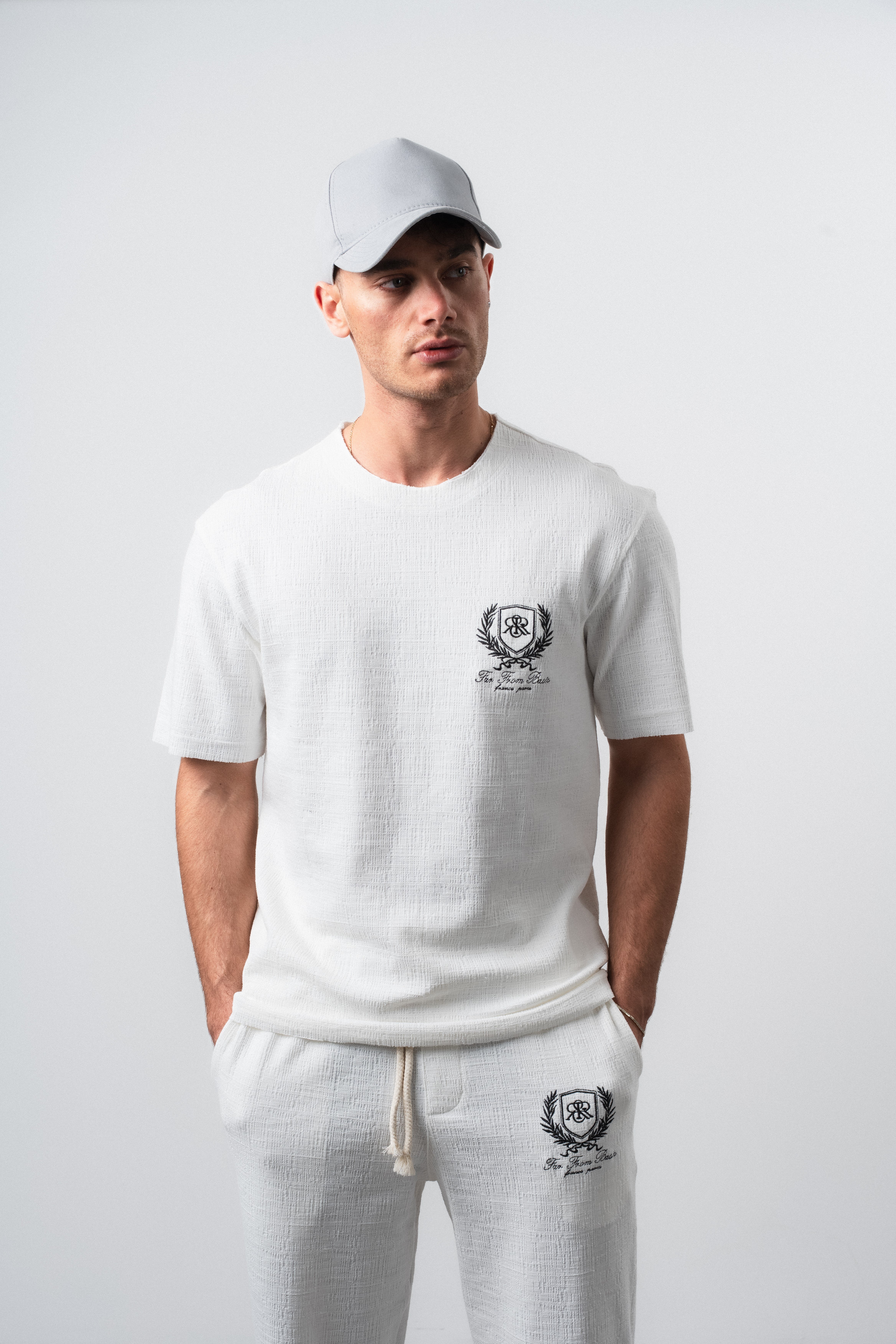 Erkek FFB Pis Dikişli T-Shirt Ekru