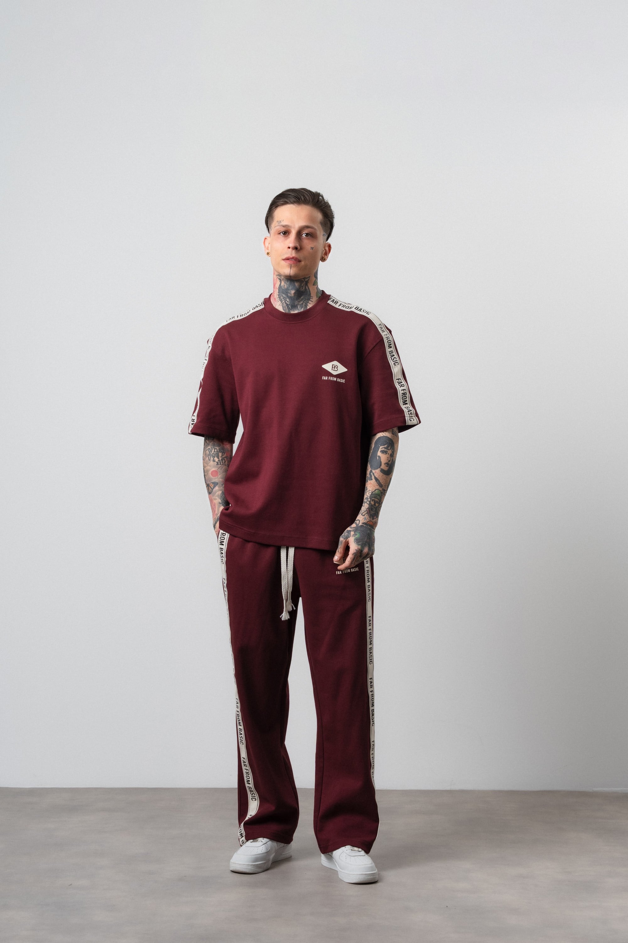 Erkek FFB Şerit Detaylı Regular Fit Eşofman Takımı Bordo