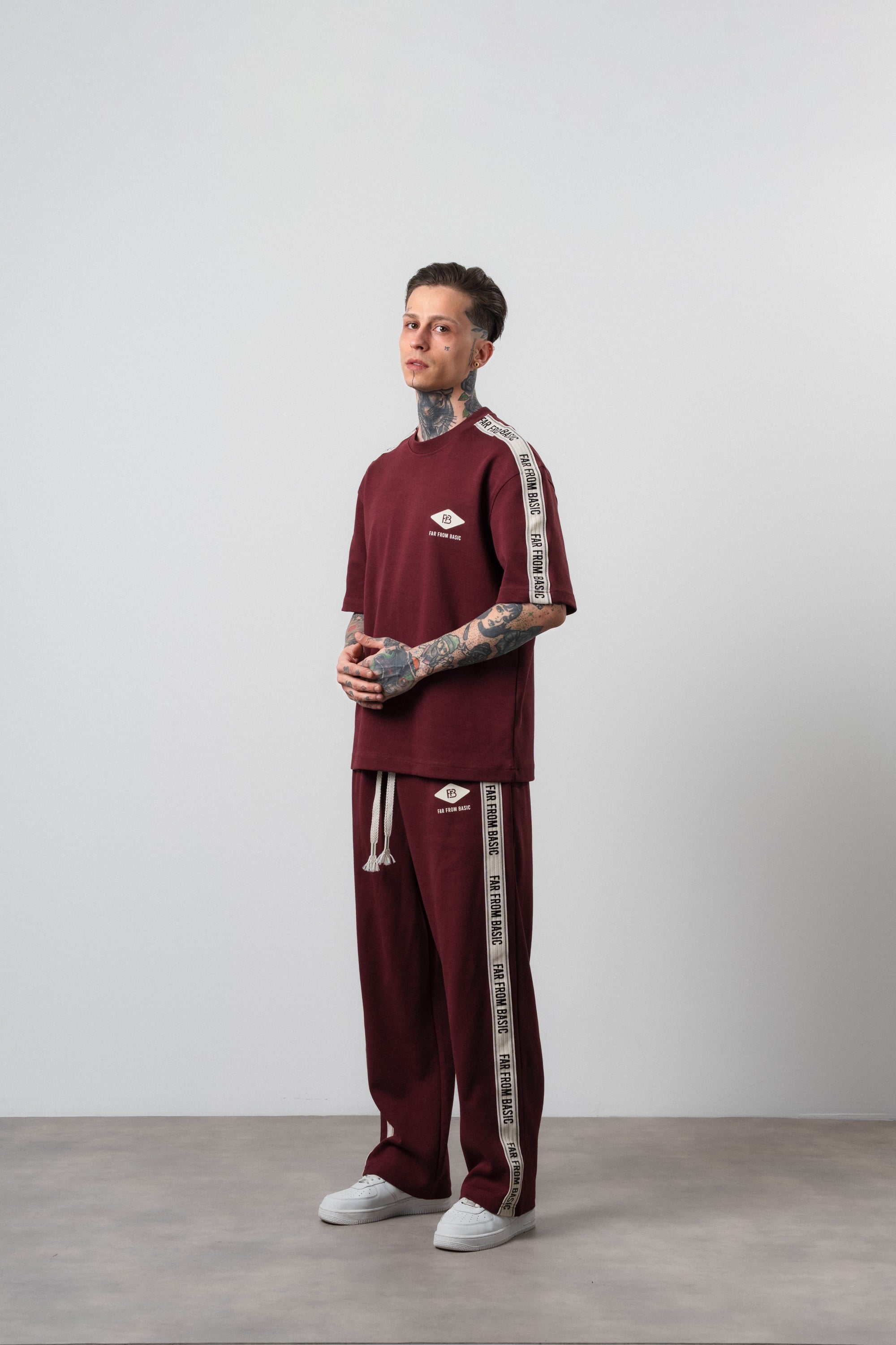 Erkek FFB Şerit Detaylı Regular Fit Eşofman Takımı Bordo