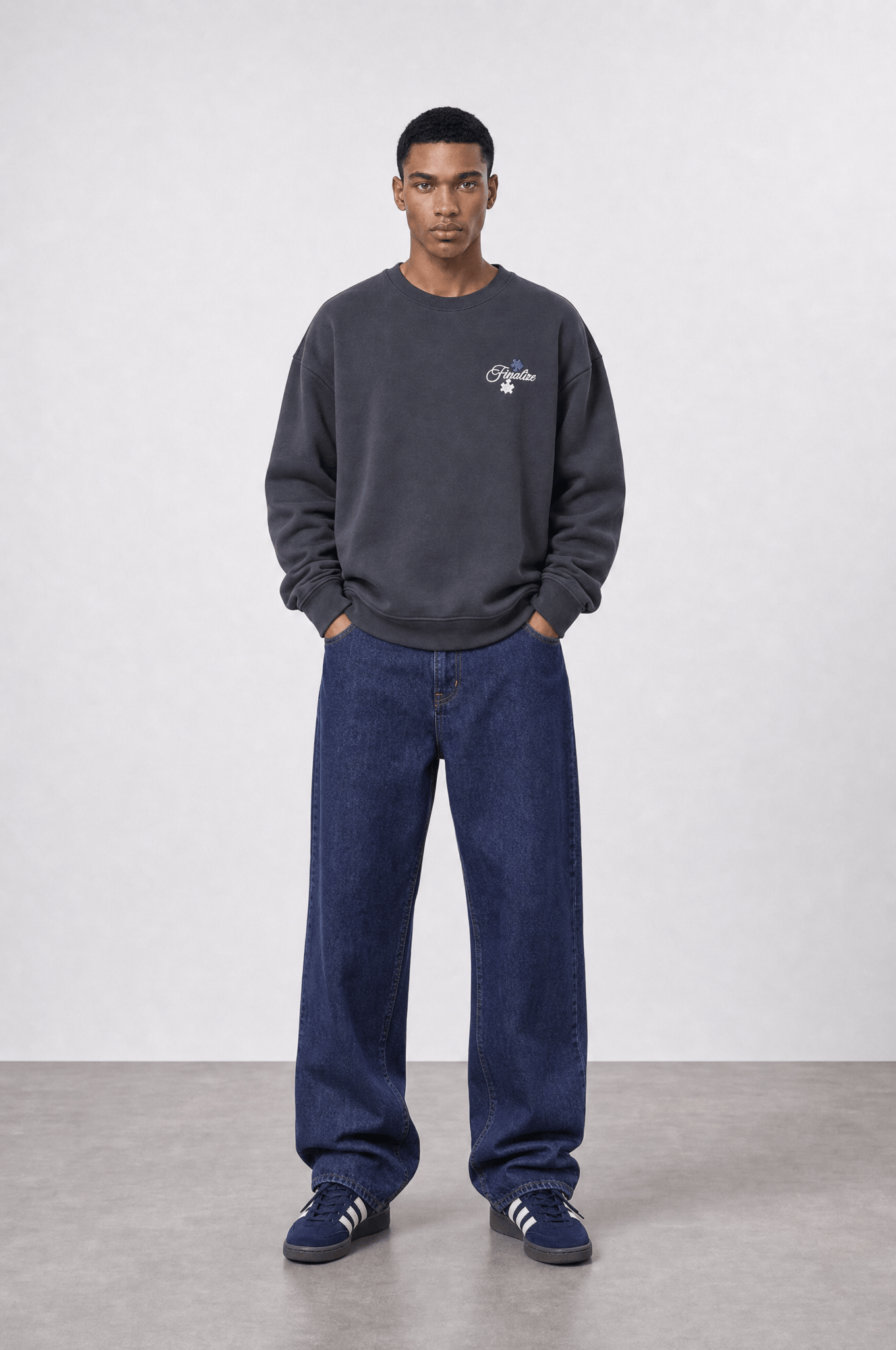 Erkek Finalize Patch Detaylı Oversize Sweatshirt Füme