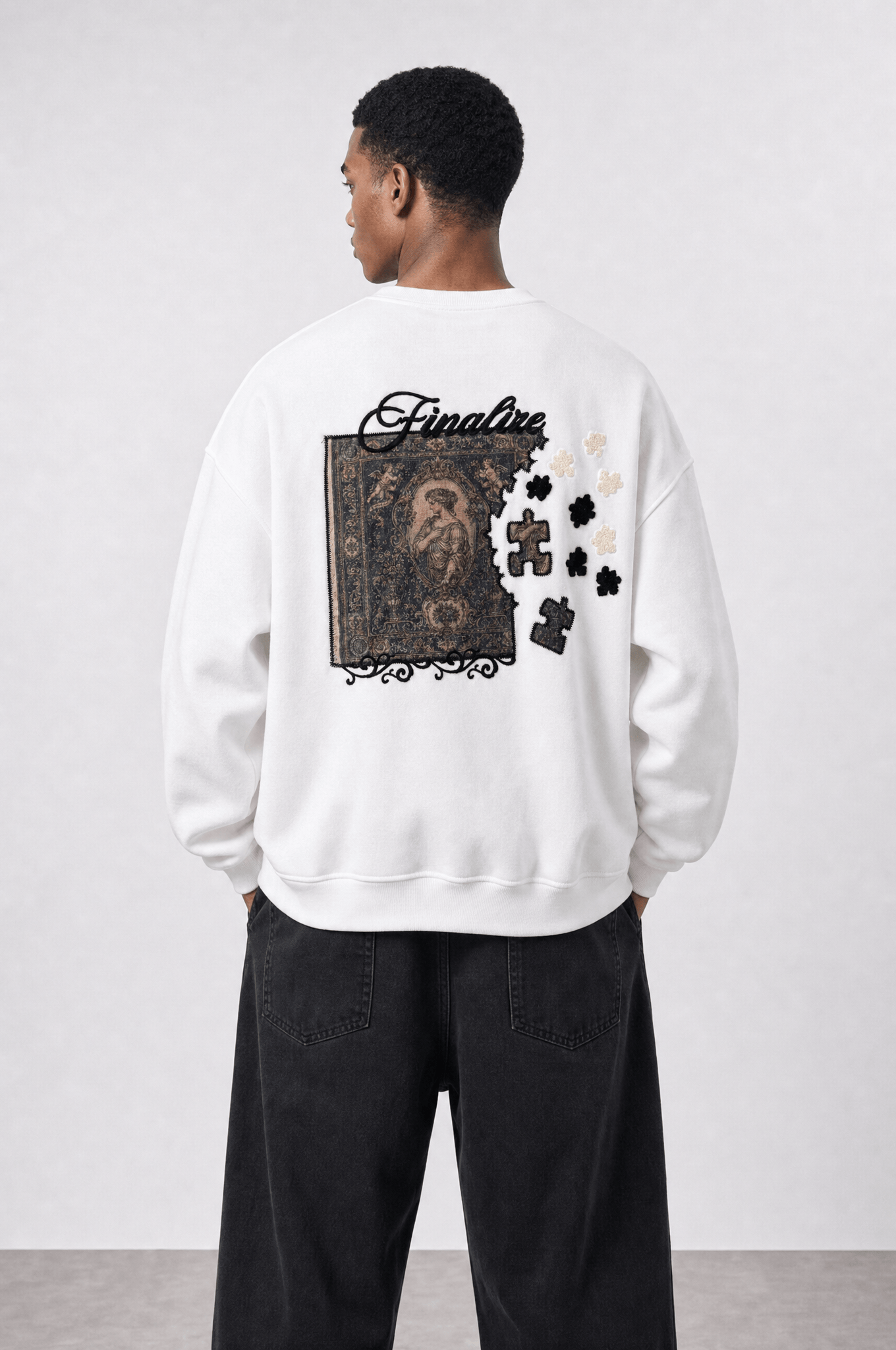 Erkek Finalize Patch Detaylı Oversize Sweatshirt Ekru