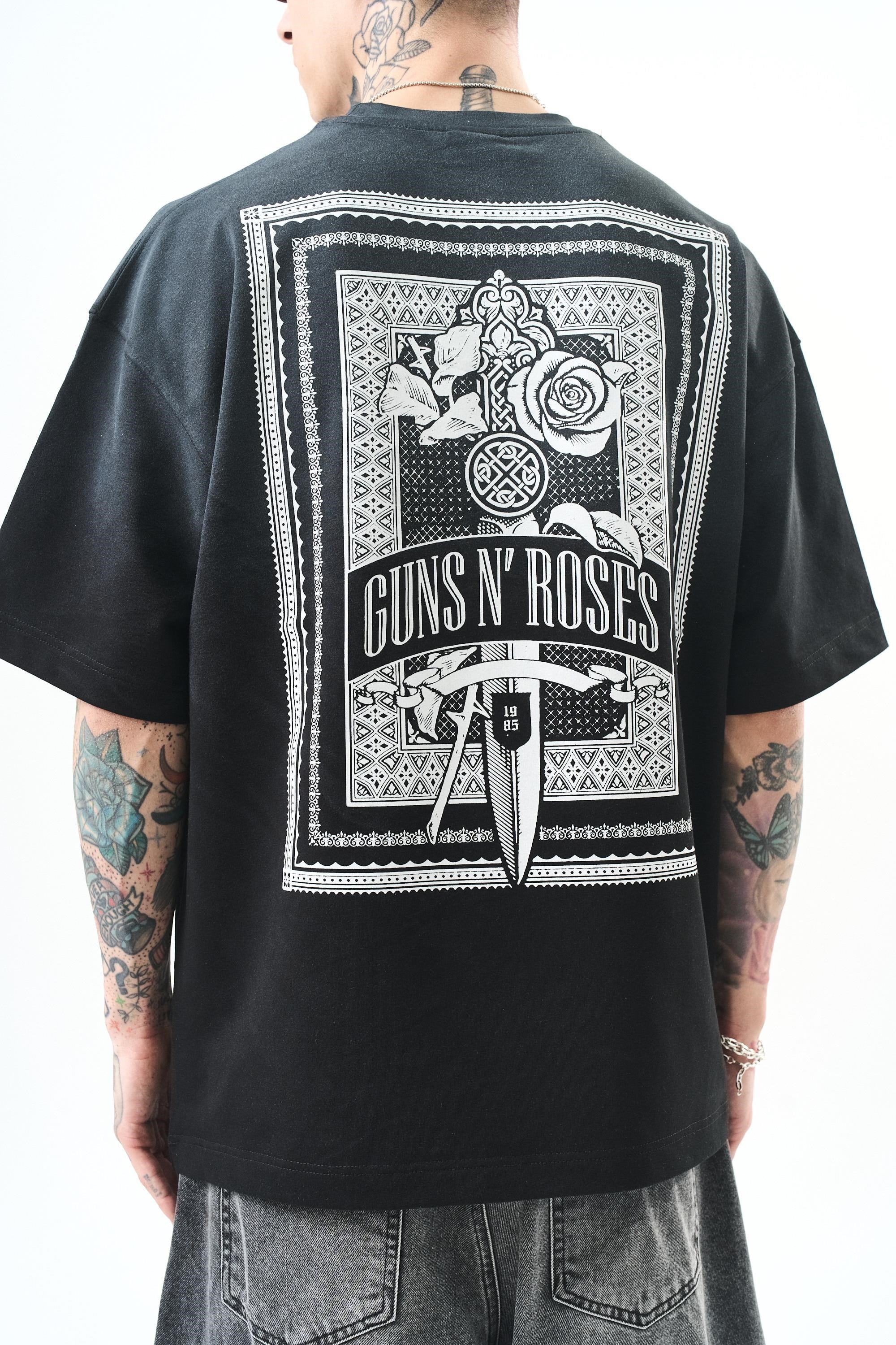 erkek-guns-roses-baskili-oversize-t-sh-158-b1.jpg