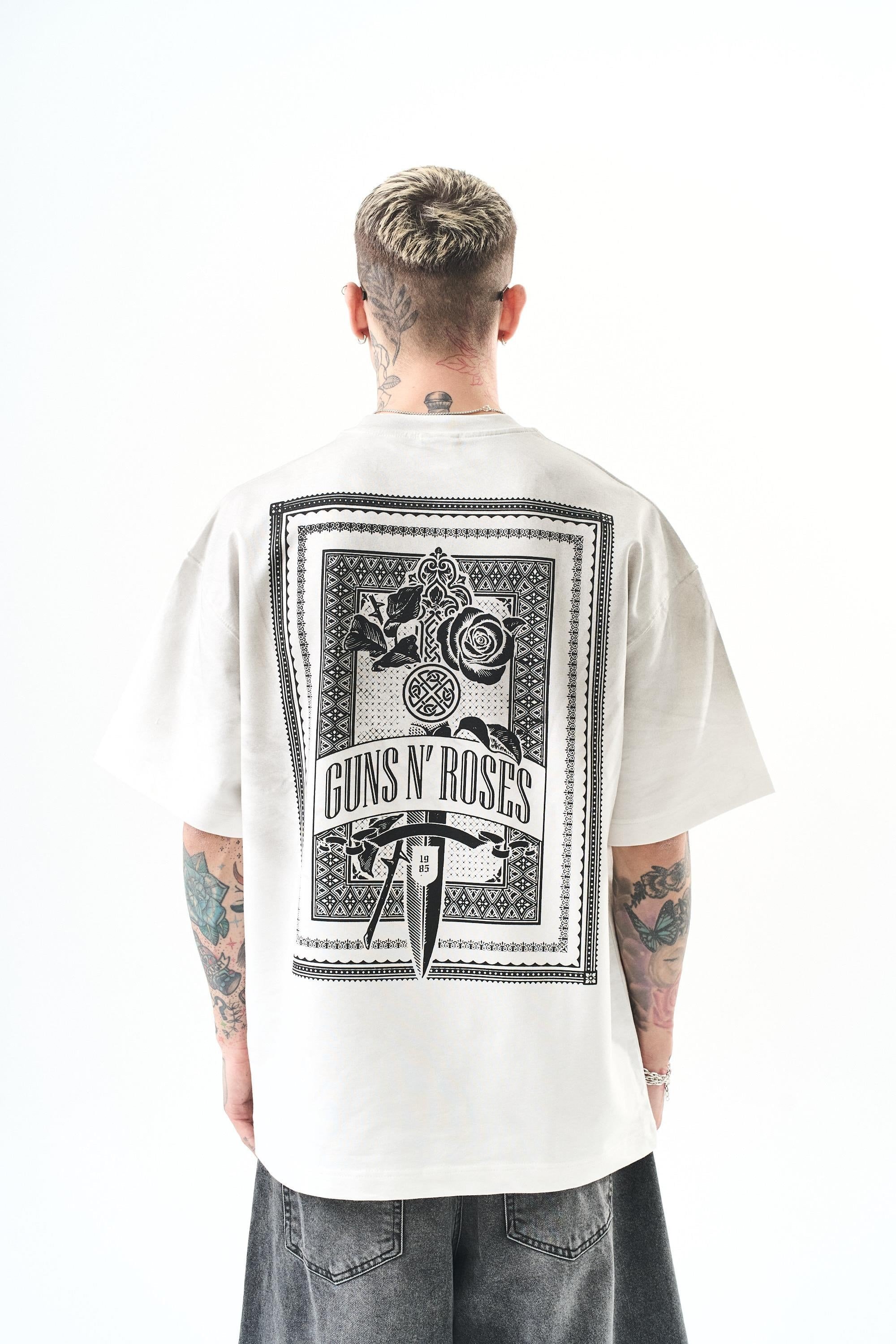 erkek-guns-roses-baskili-oversize-t-sh-80efad.jpg