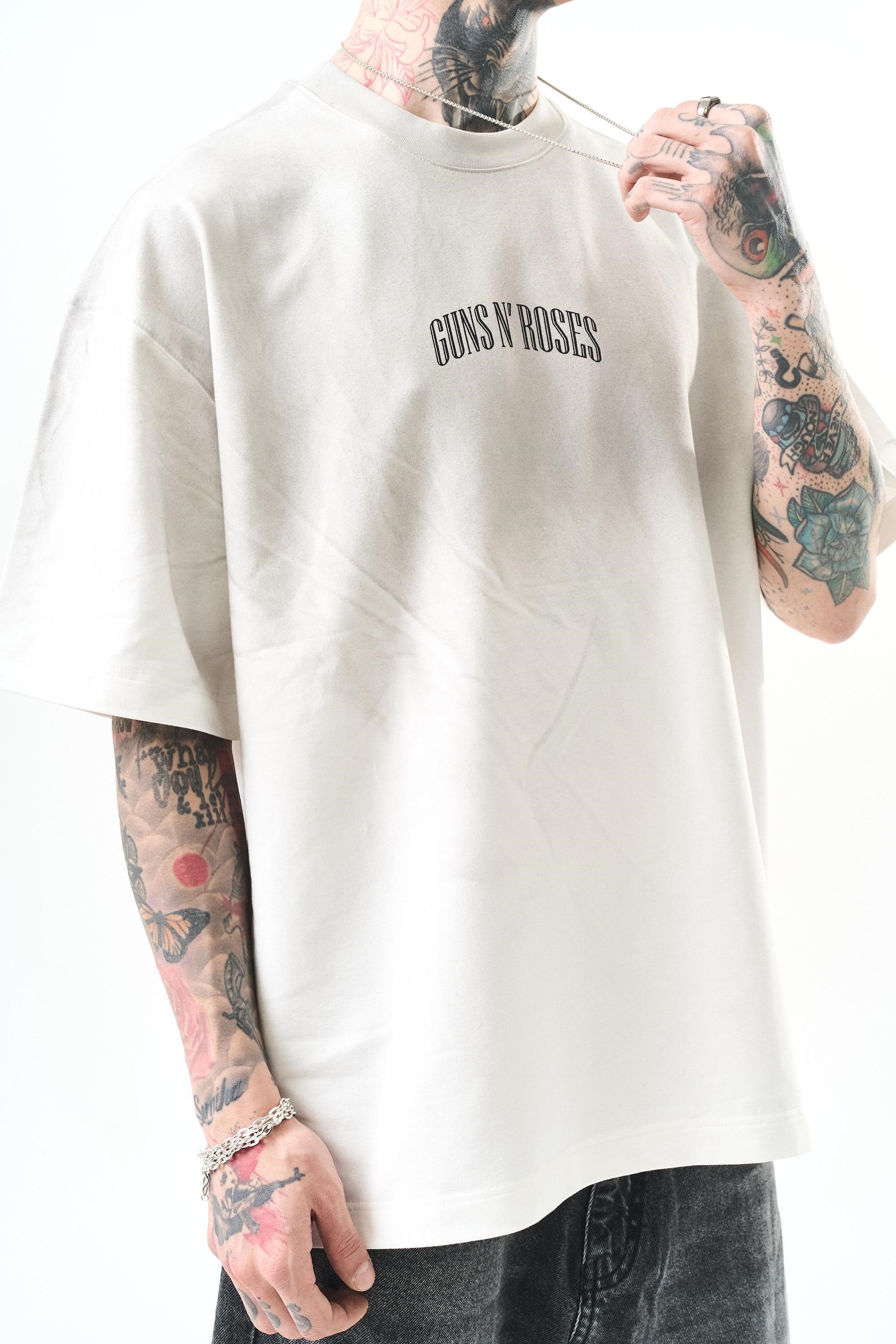 erkek-guns-roses-baskili-oversize-t-sh-e-4aad.jpg