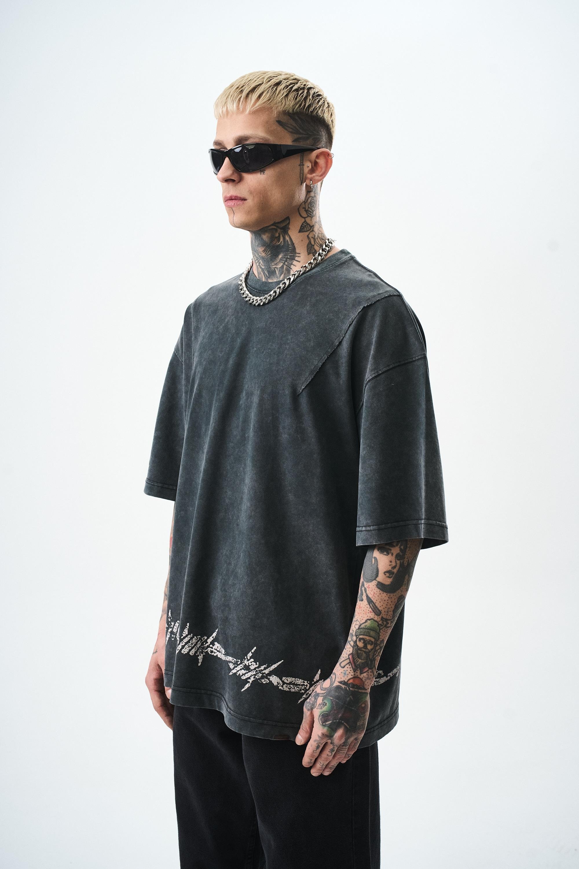 erkek-hell-baskili-yikamali-oversize-t-b4b-47.jpg