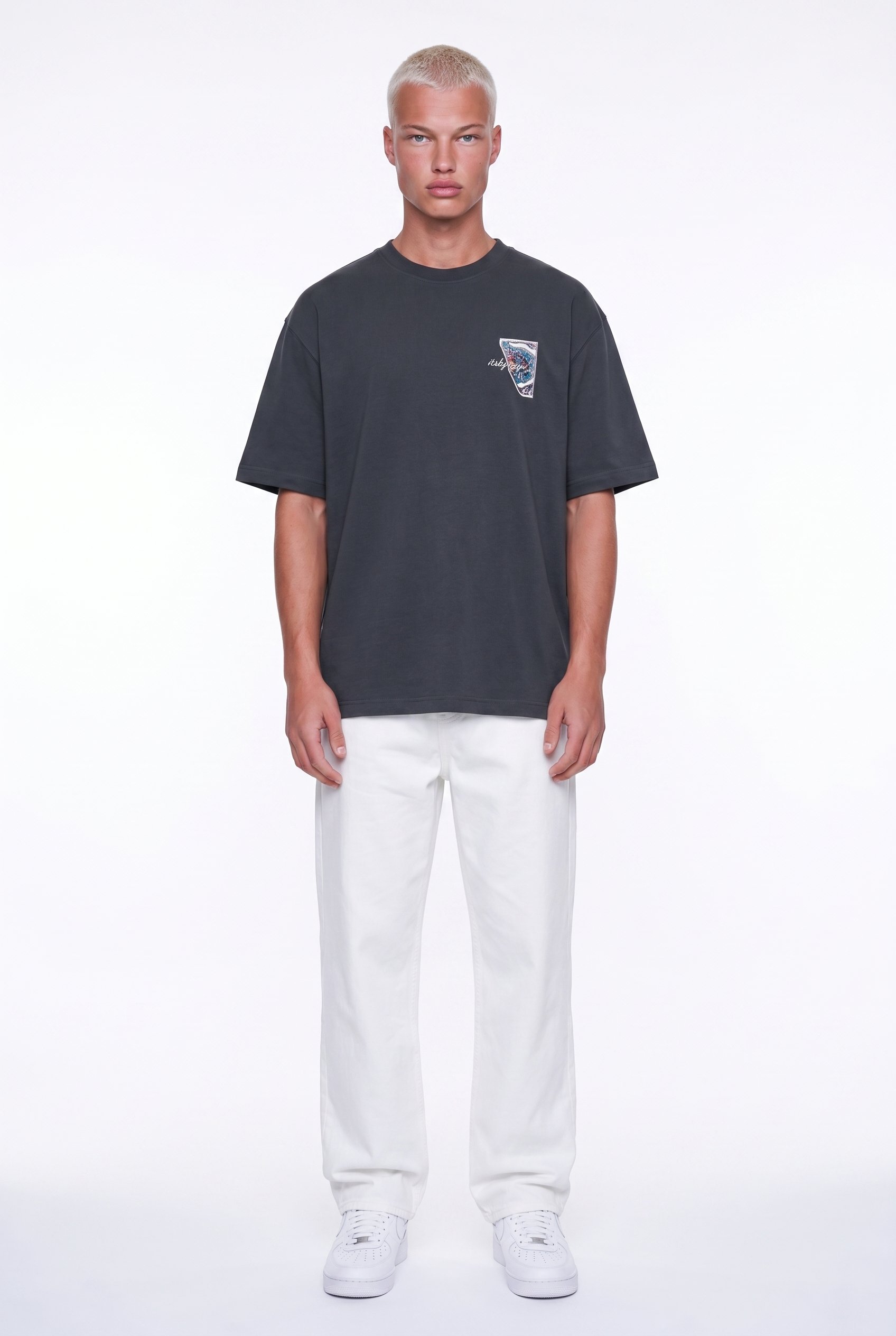 Erkek Itsbyzey Nakış Detaylı Oversize T-Shirt Füme