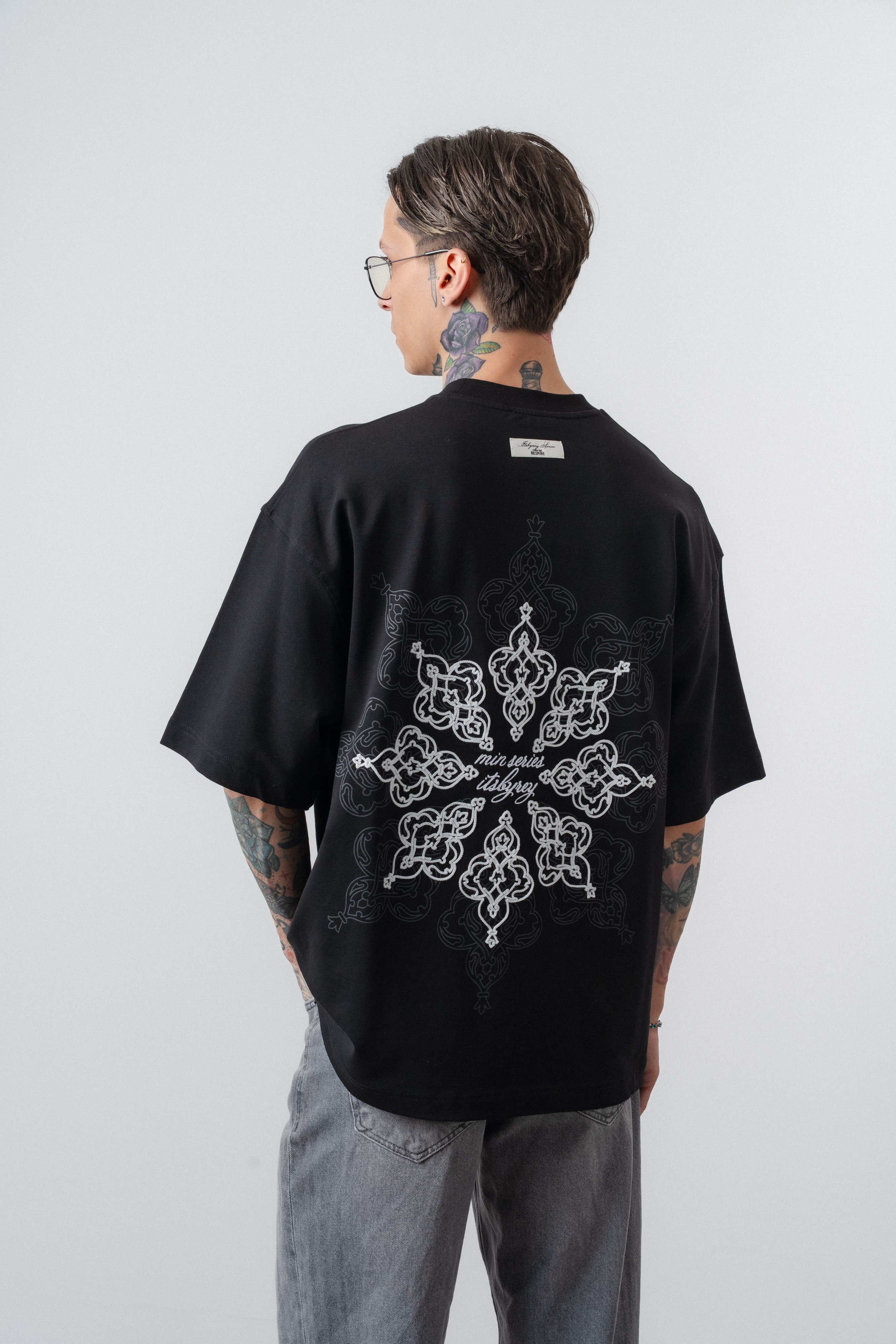 Erkek Itsbyzey Nakışlı Oversize T-Shirt Siyah