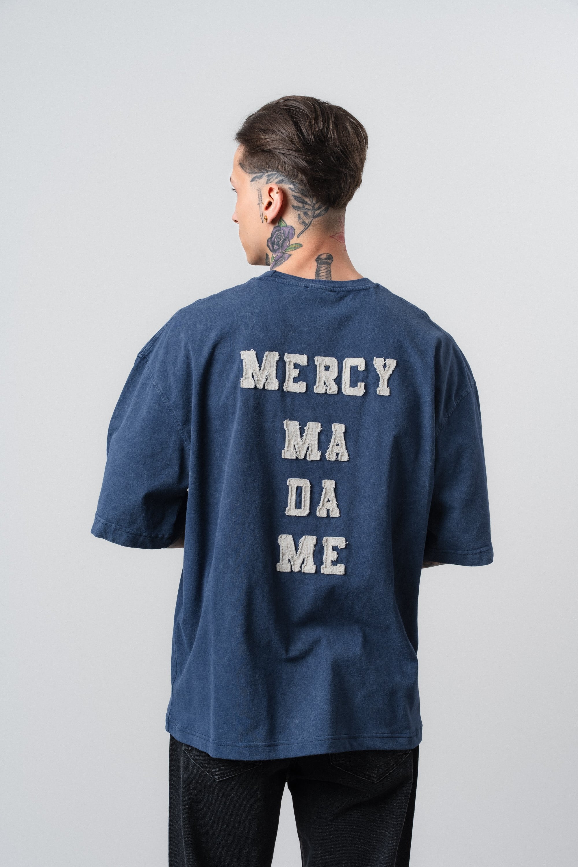 Erkek Mercy Nakışlı Yıkamalı Oversize T-Shirt Lacivert