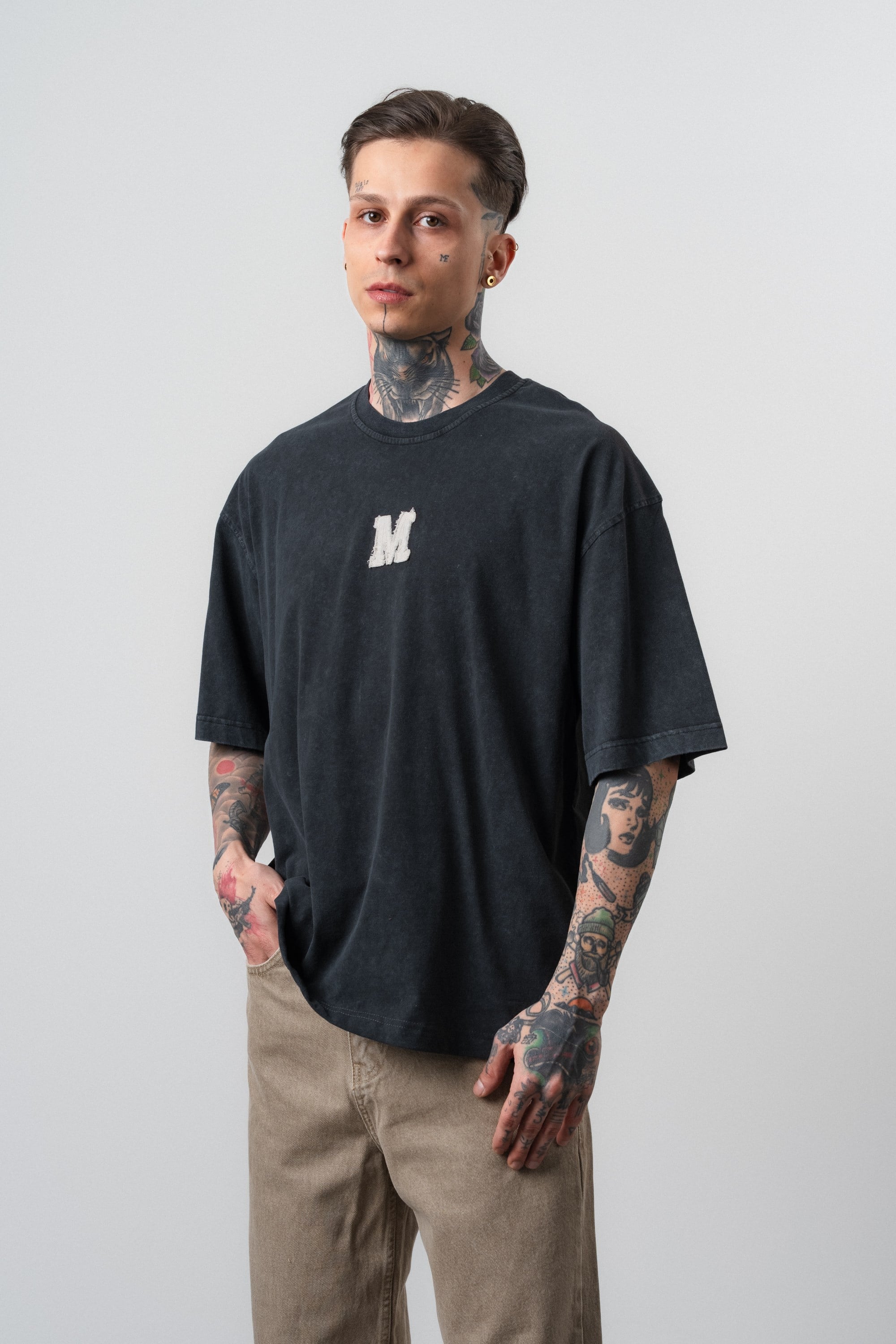 Erkek Mercy Nakışlı Yıkamalı Oversize T-Shirt Siyah