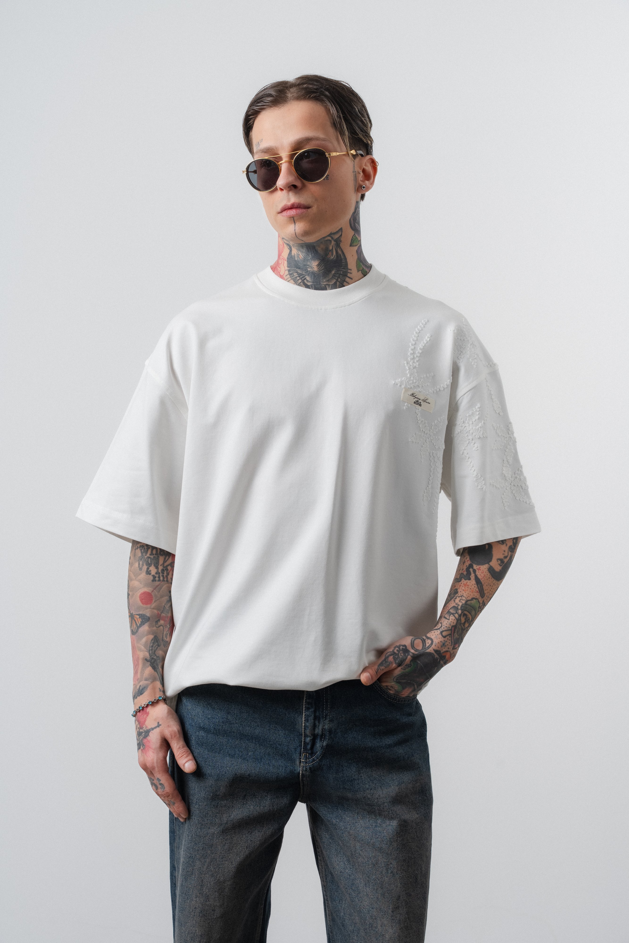 Erkek Minimalism Series Nakışlı Oversized T-Shirt Beyaz
