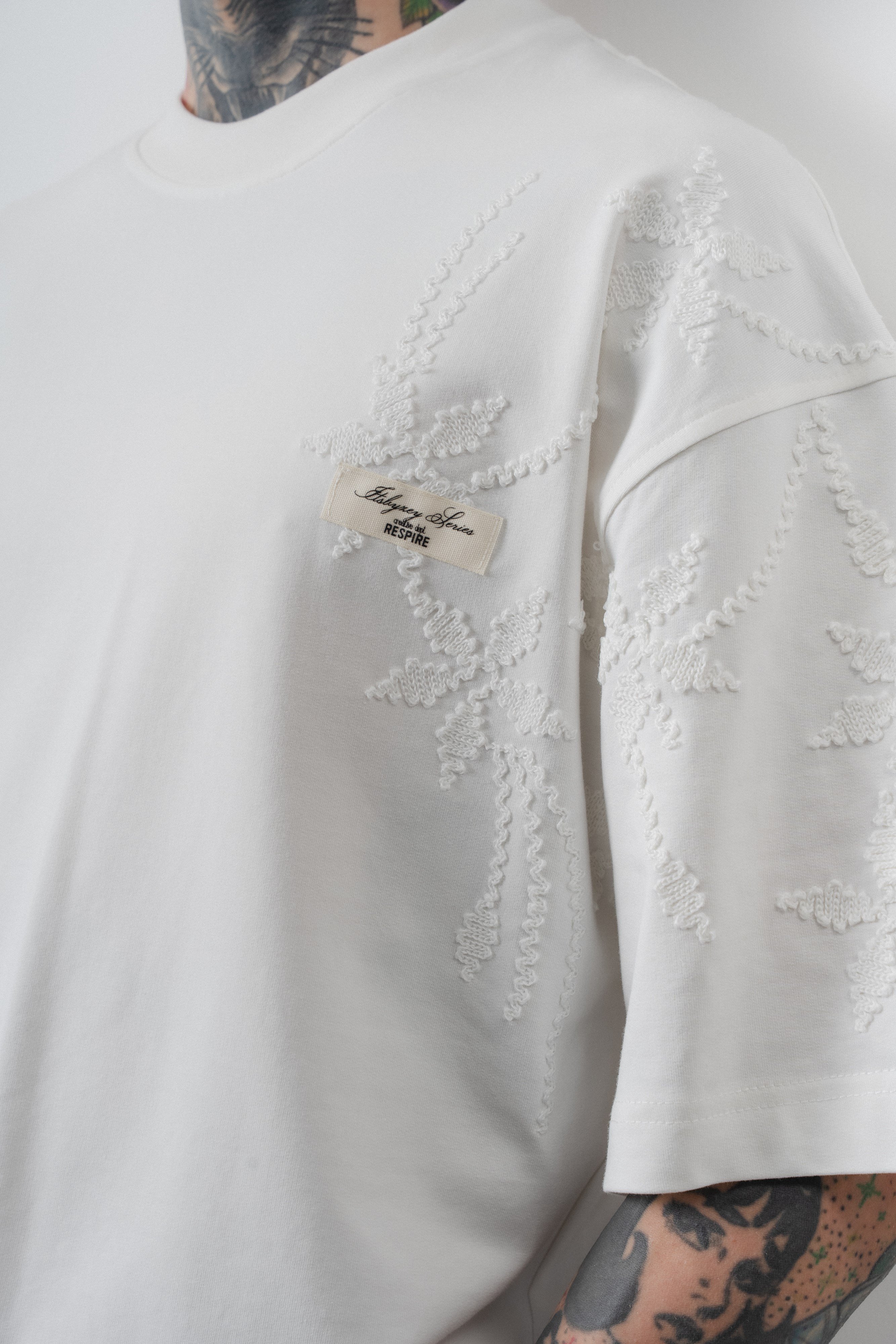 erkek-minimalism-series-nakisli-oversi-8a04-9.jpg
