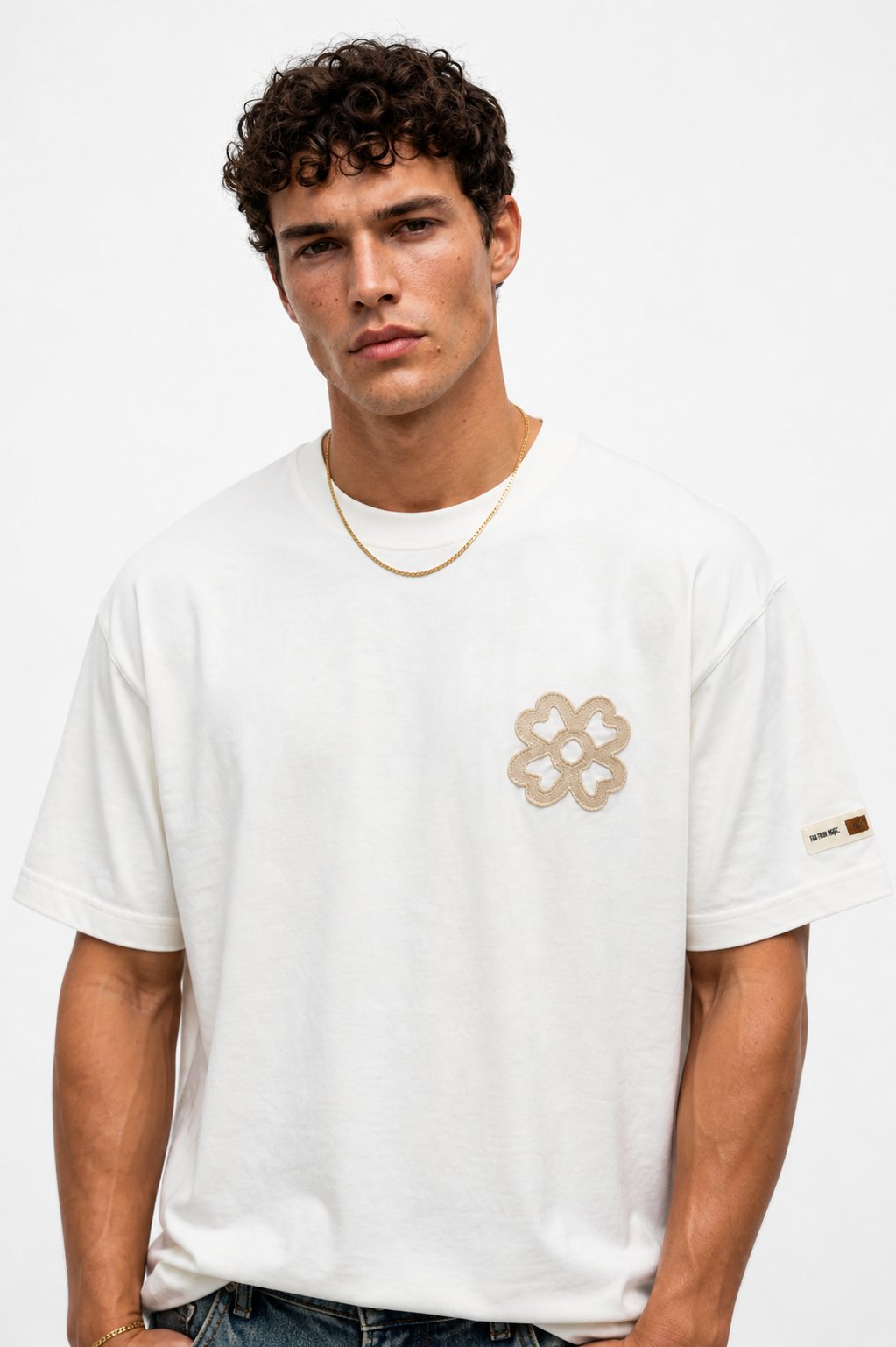 Erkek Nakış Detaylı Oversize T-Shirt Ekru
