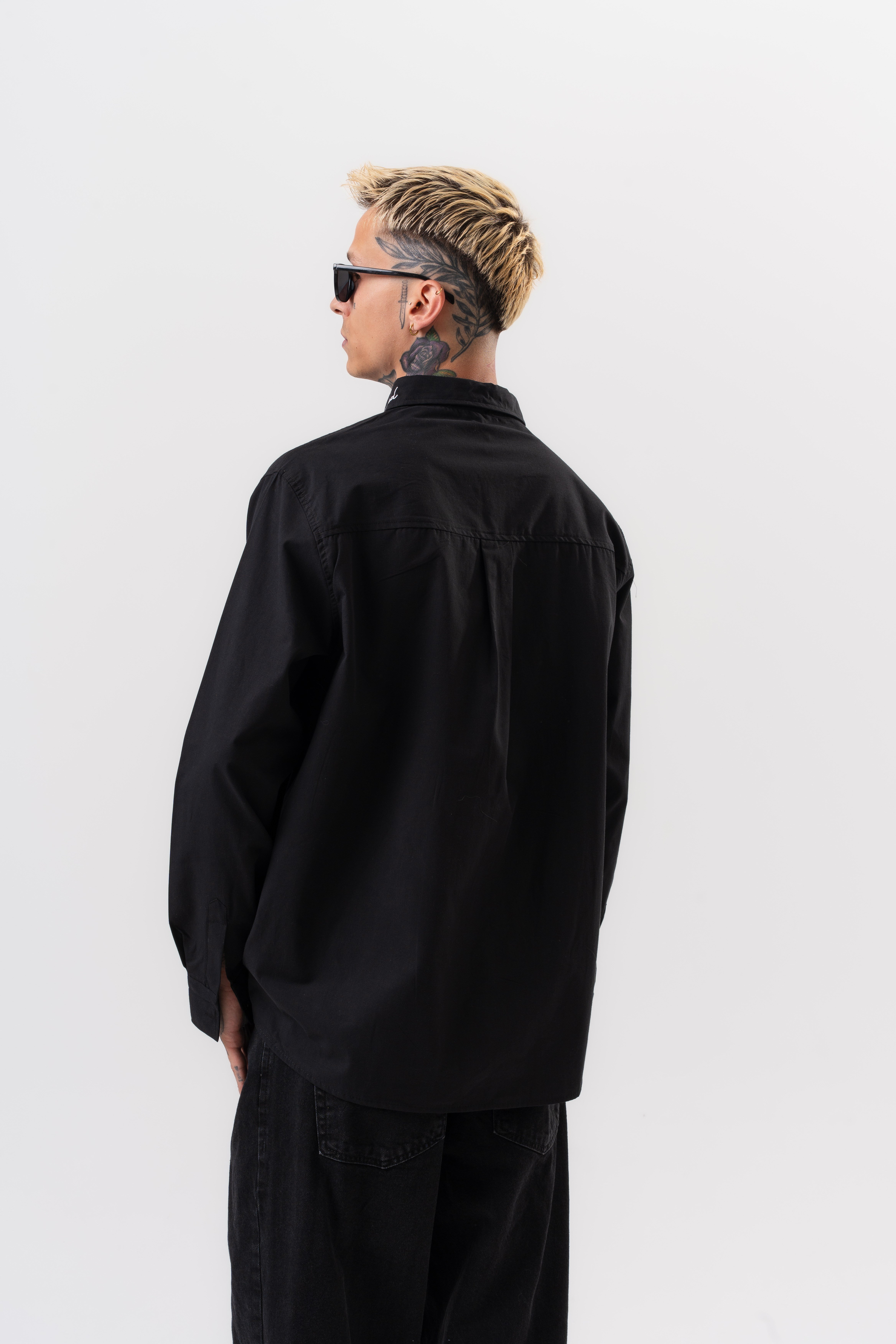 Erkek Nakış Detaylı Poplin Oversize Gömlek Siyah