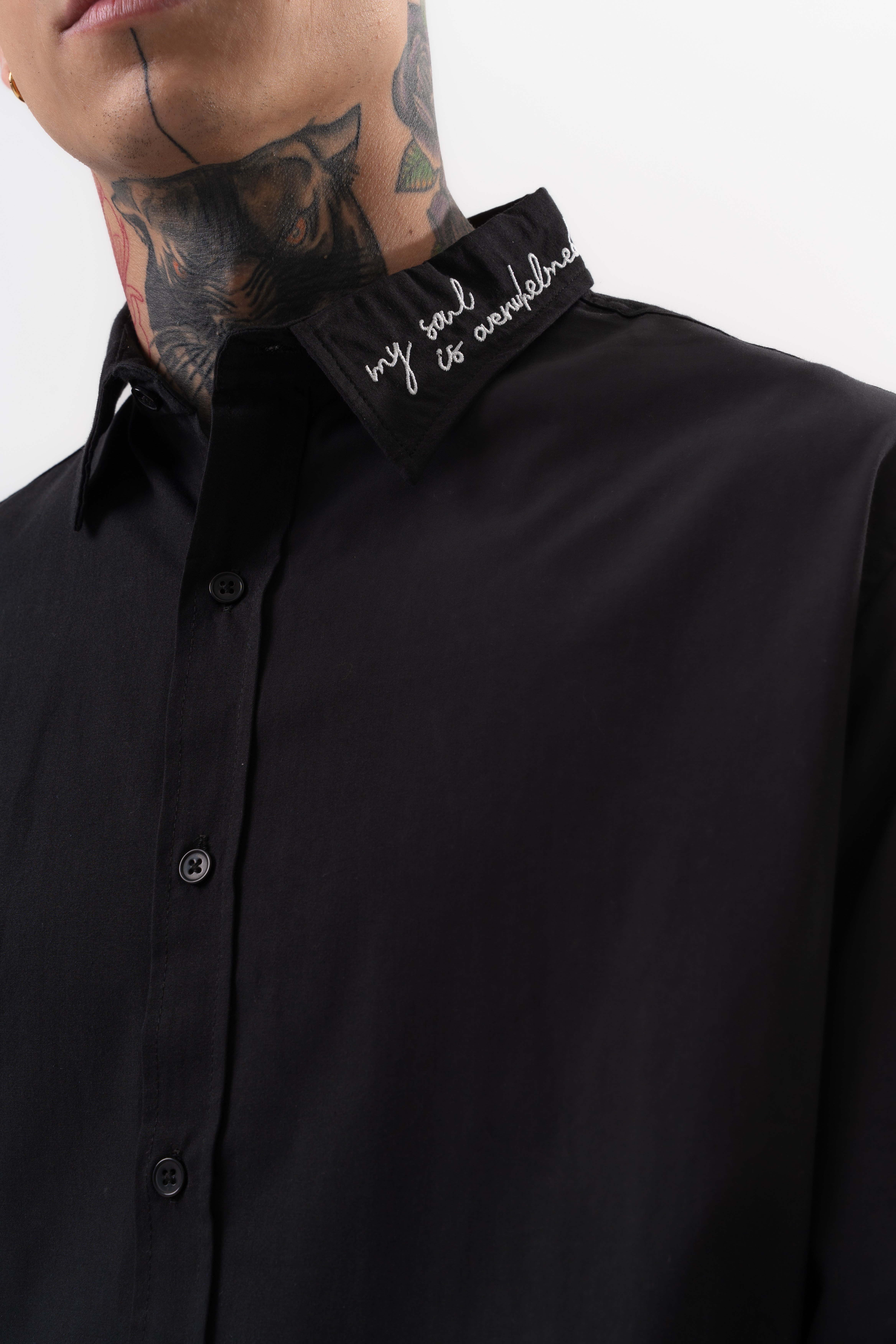 Erkek Nakış Detaylı Poplin Oversize Gömlek Siyah