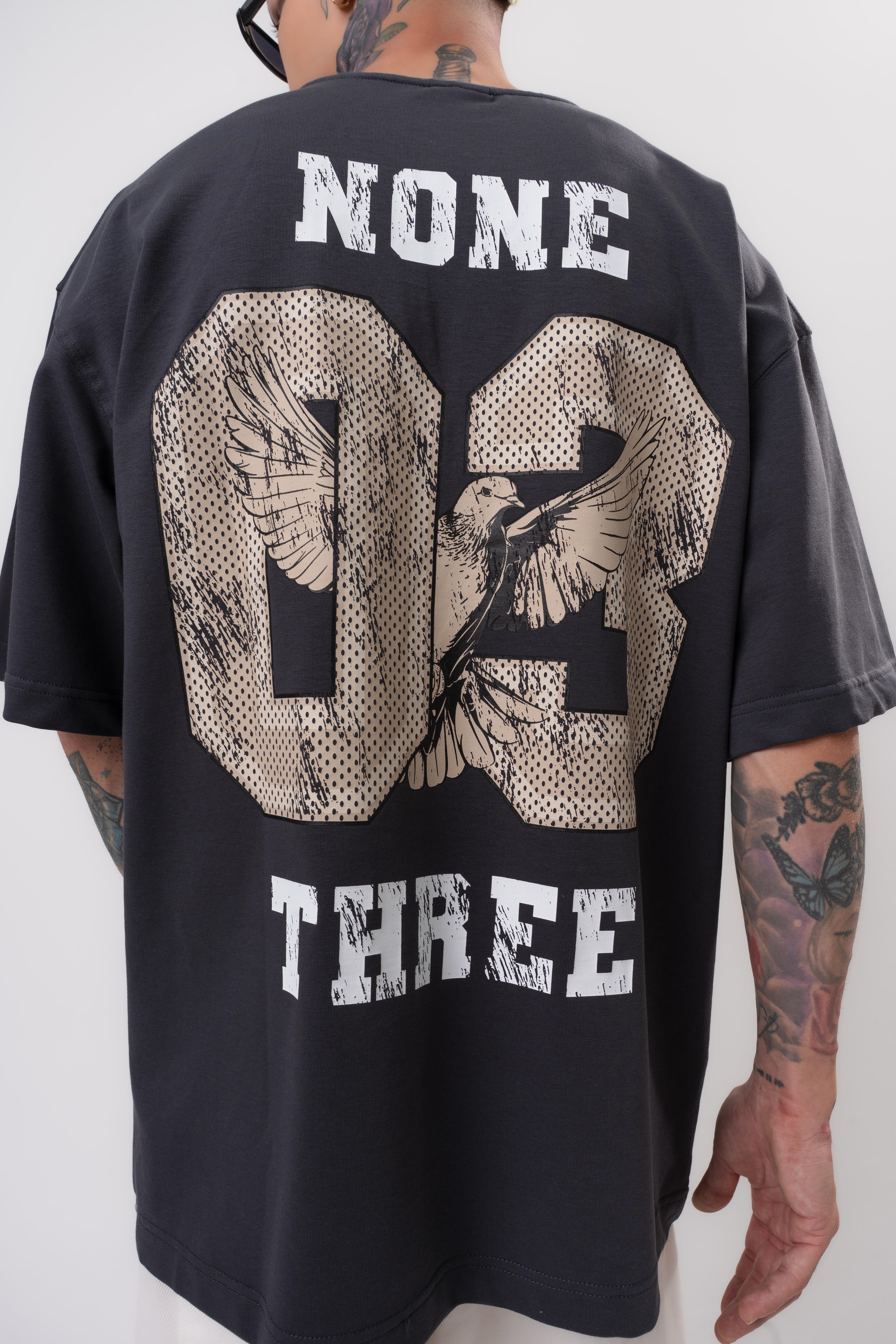 Erkek None Three Baskılı Oversize T-Shirt Füme
