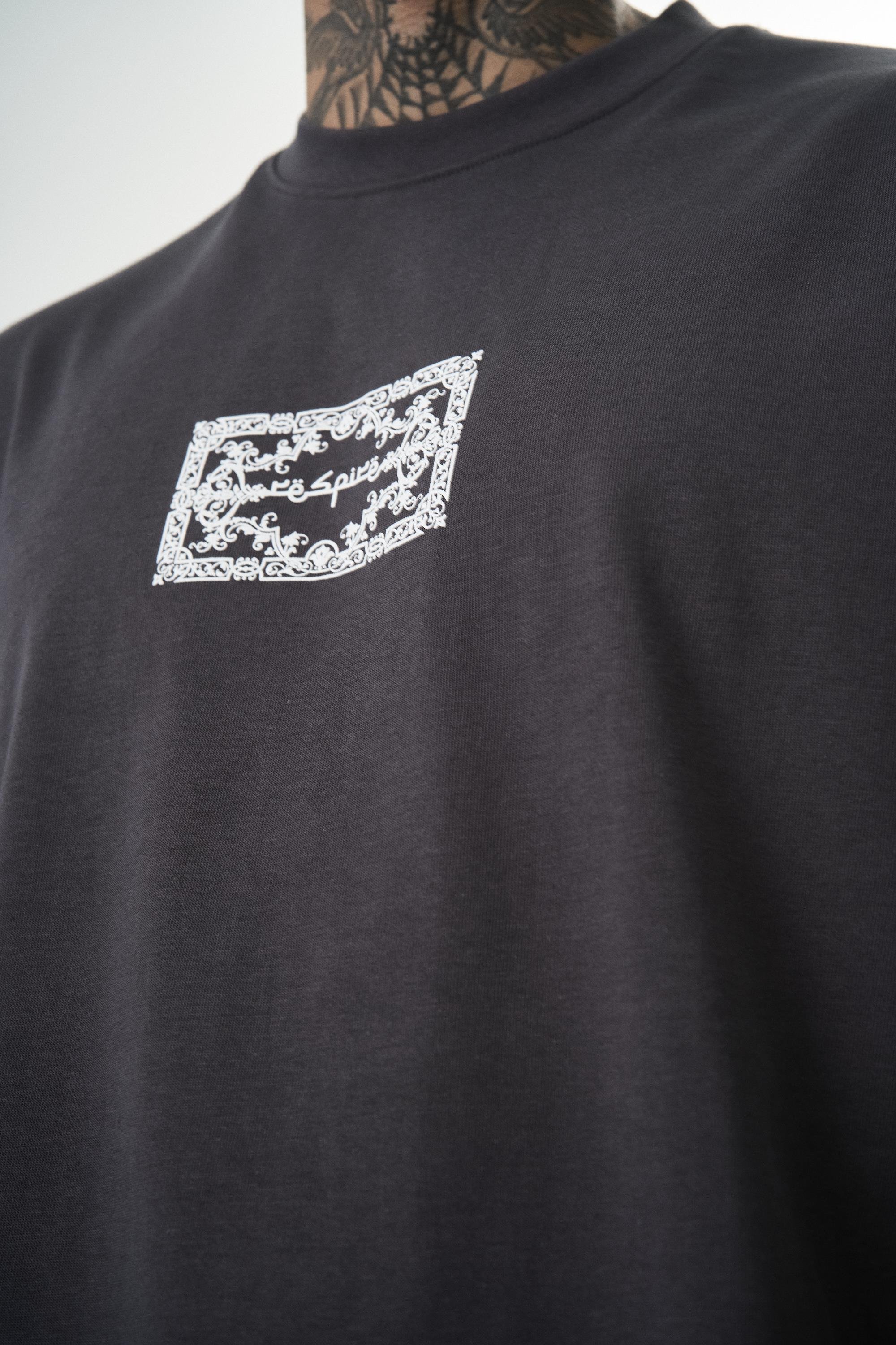 erkek-ornaments-baskili-oversize-t-shi-3229-1.jpg