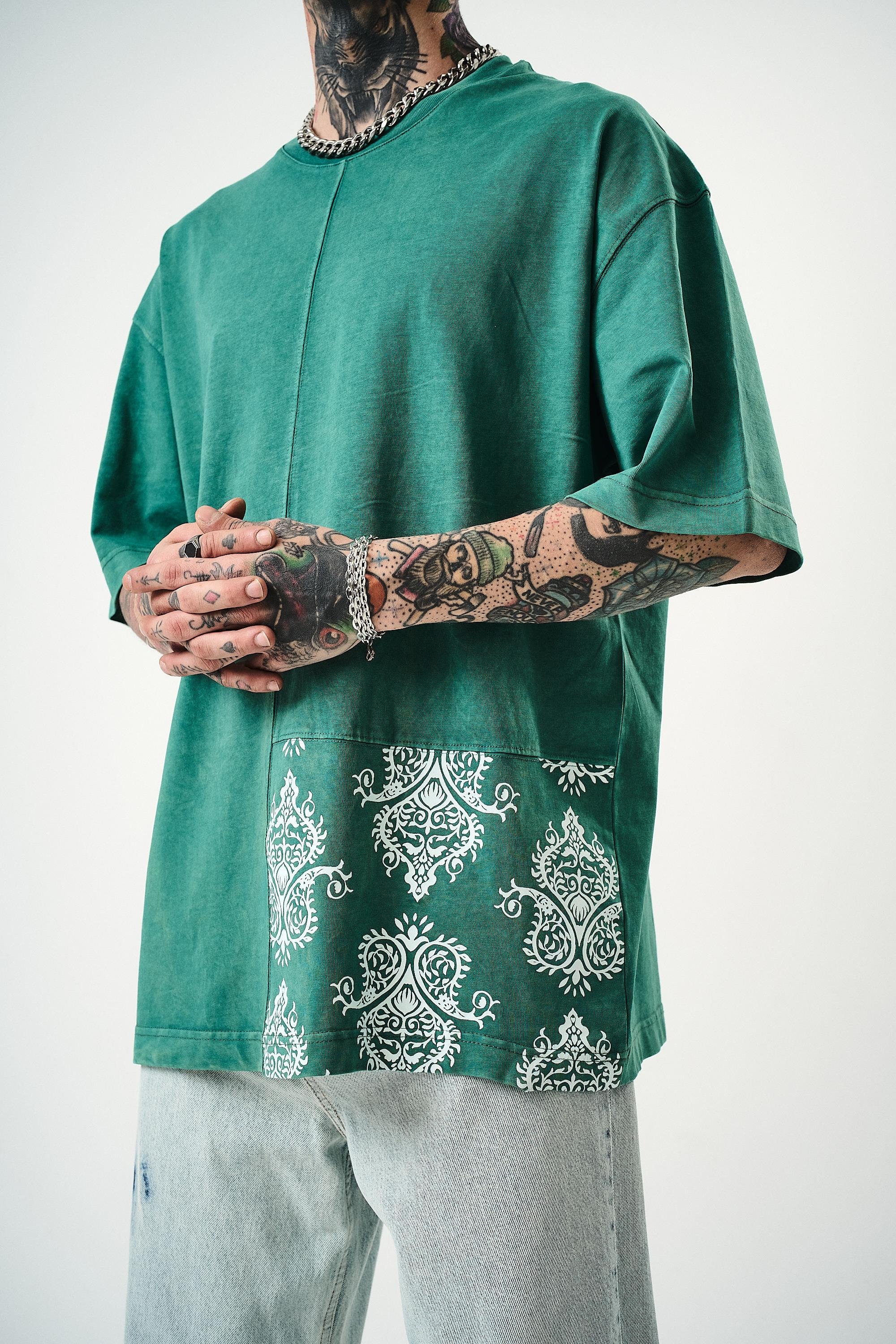 Erkek Paisley Baskılı Yıkamalı Oversize T-Shirt Yeşil