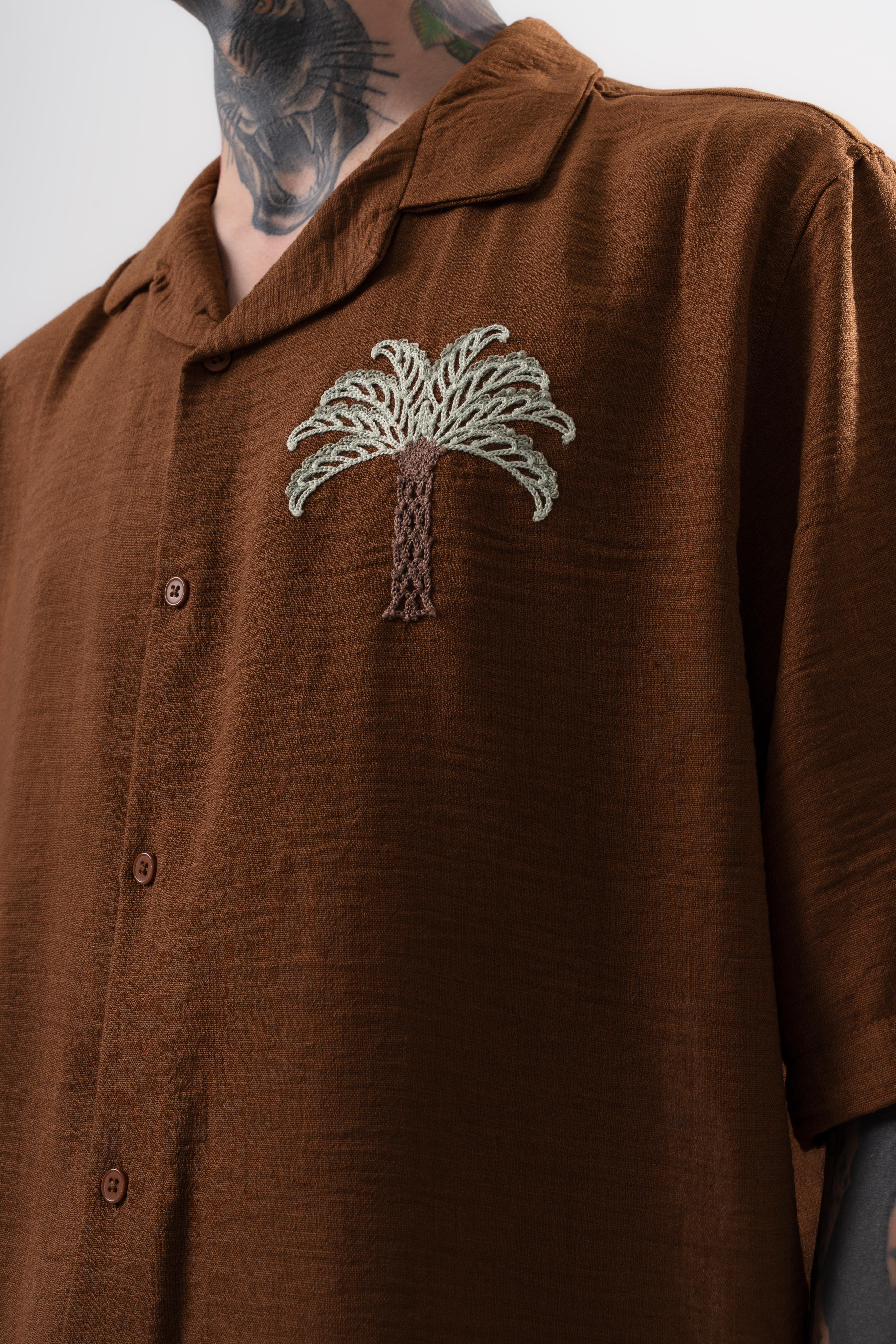 Erkek Palm Nakışlı Oversize Gömlek Kahve