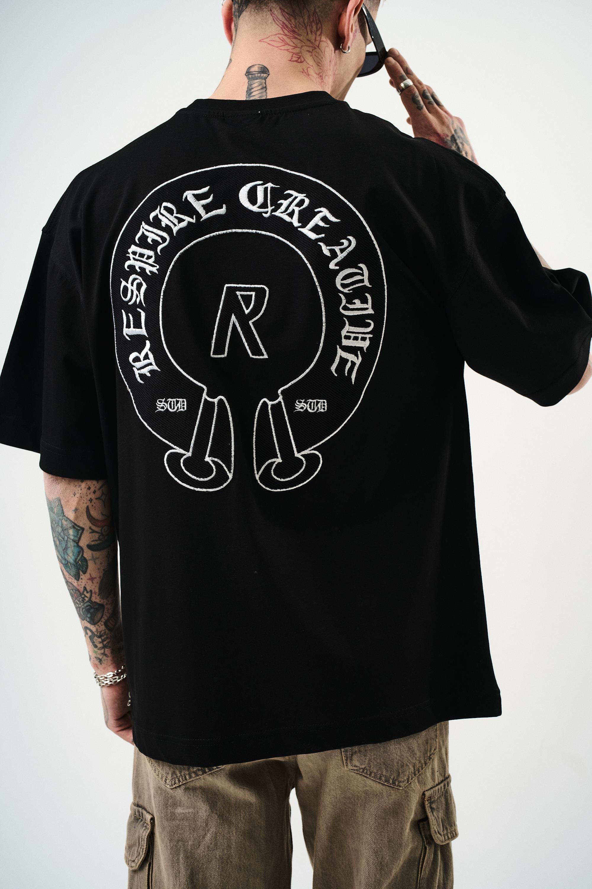 Erkek R Creative Nakışlı Oversize T-Shirt Siyah