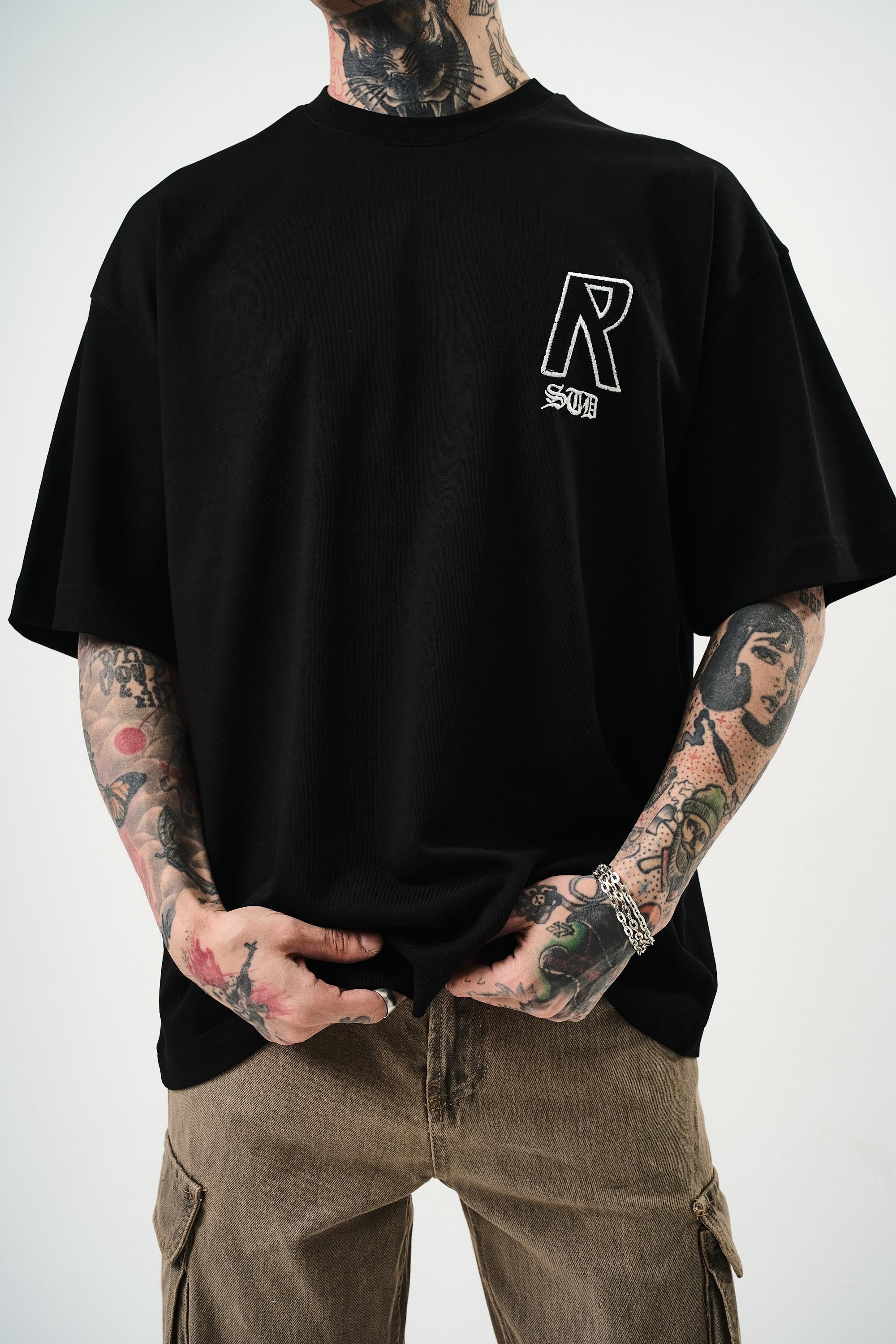 Erkek R Creative Nakışlı Oversize T-Shirt Siyah