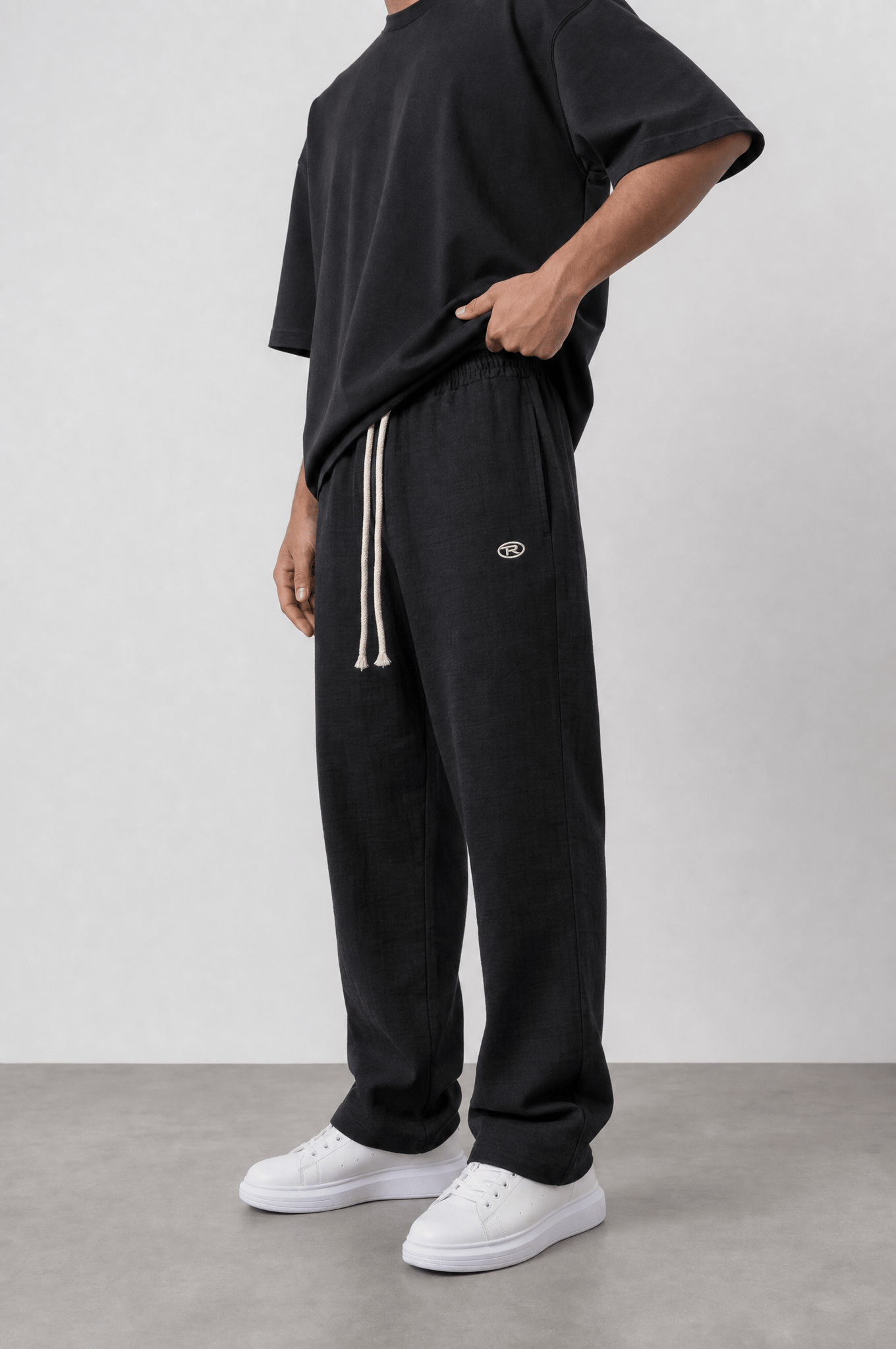 Erkek R Nakışlı Müslin Baggy Pantolon Siyah