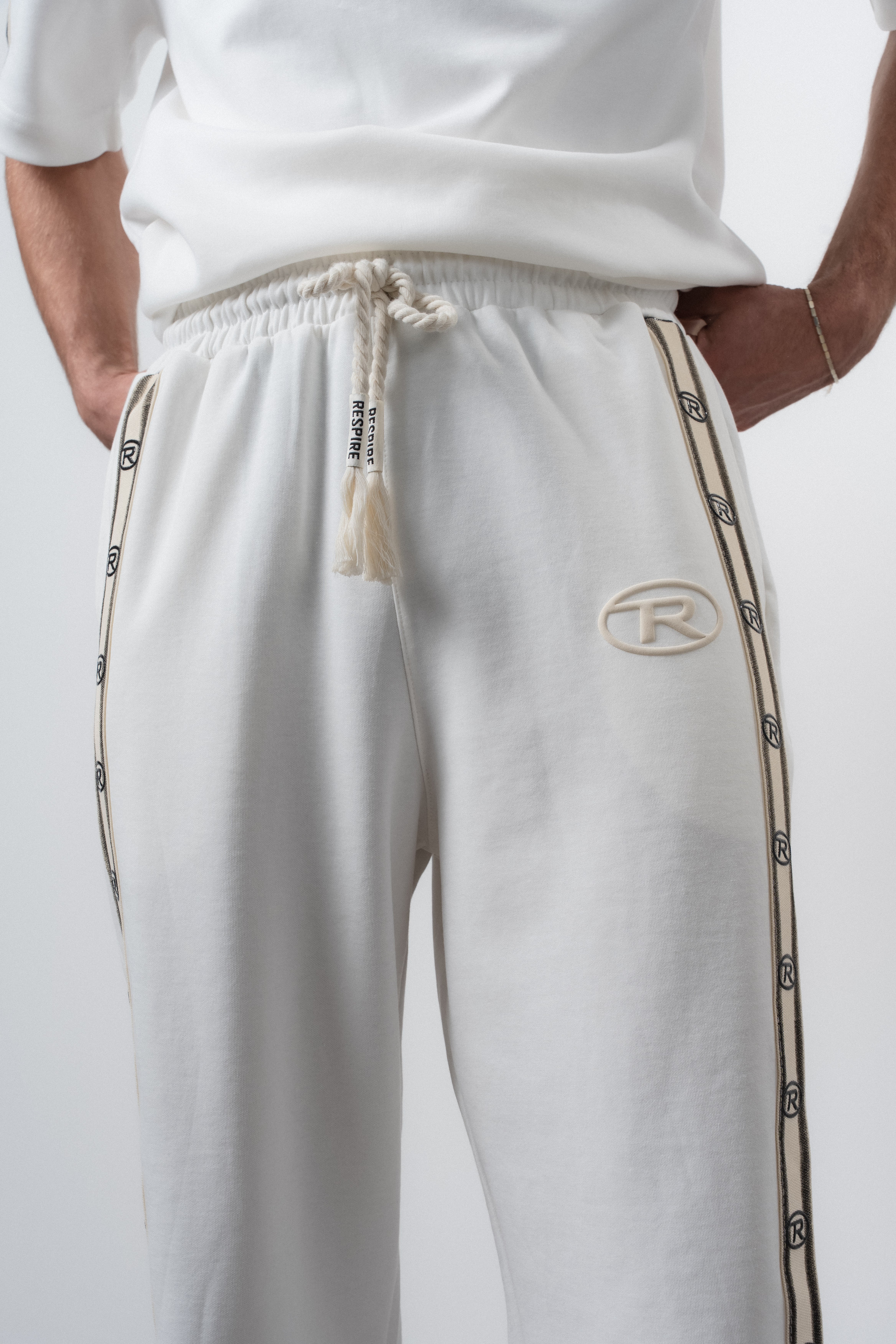 Erkek R Şerit Detaylı Baggy Eşofman Altı Ekru