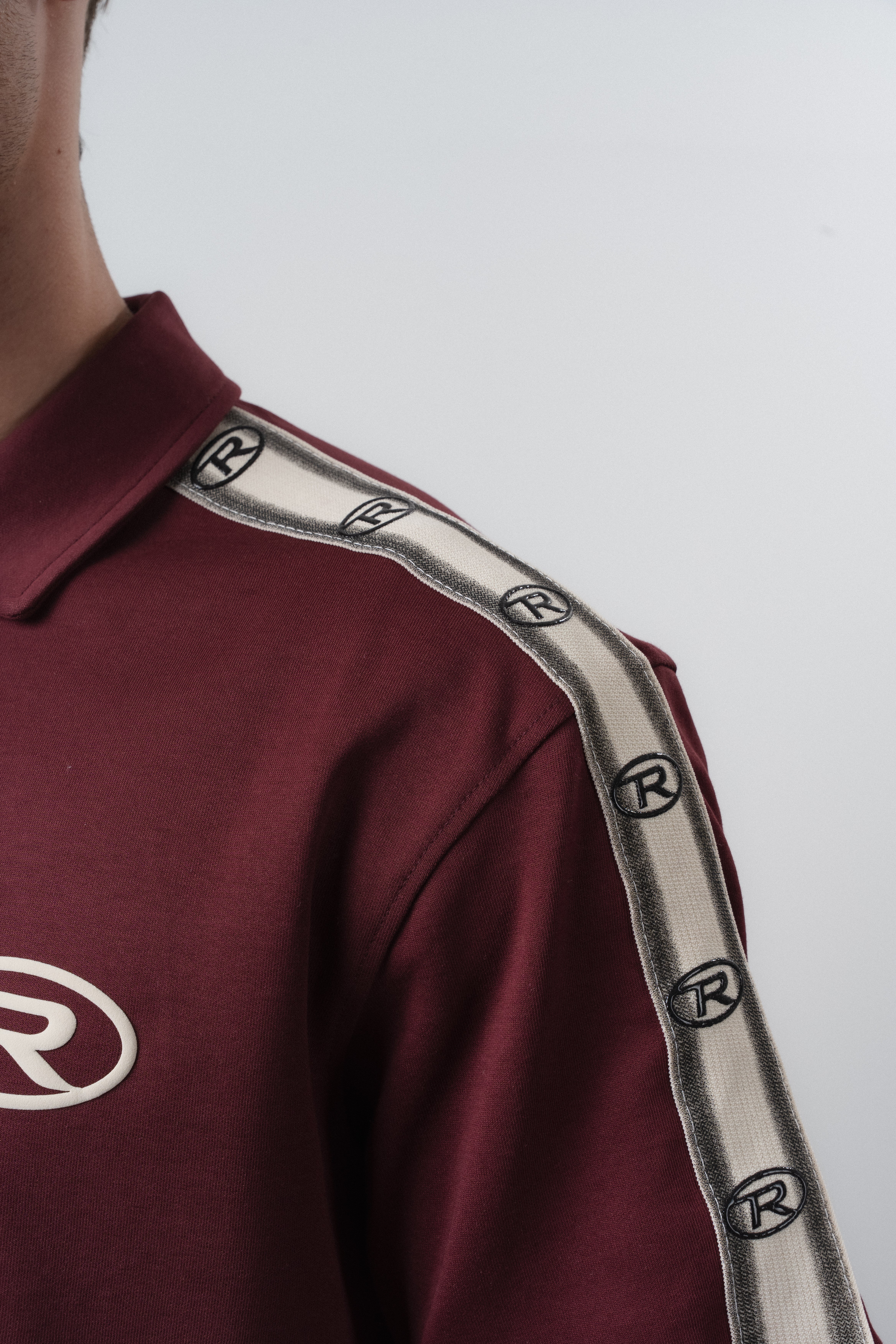 Erkek R Şerit Detaylı Regular Fit T-Shirt Bordo