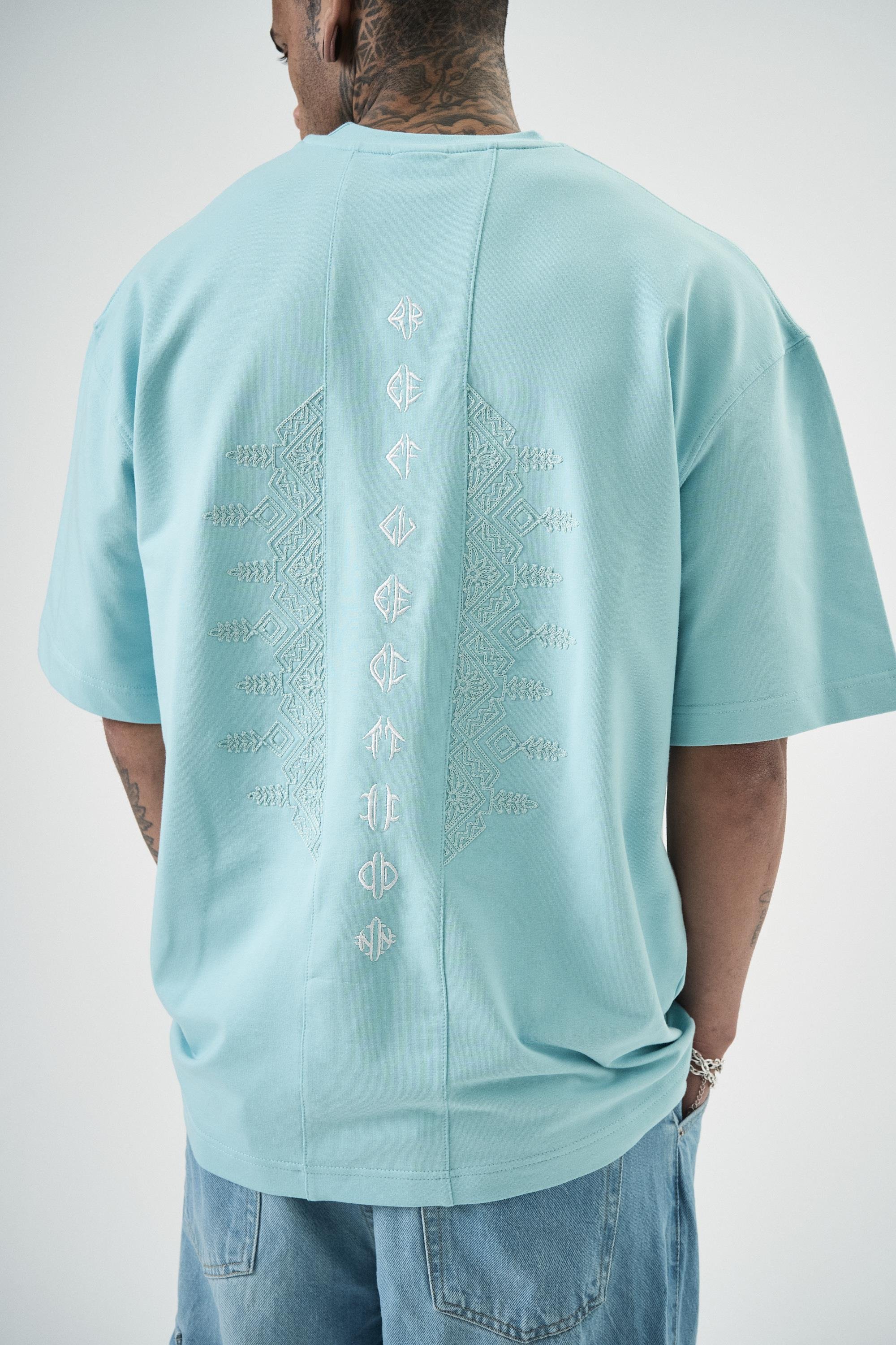 erkek-reflection-nakisli-oversize-t-sh-4-b60b.jpg