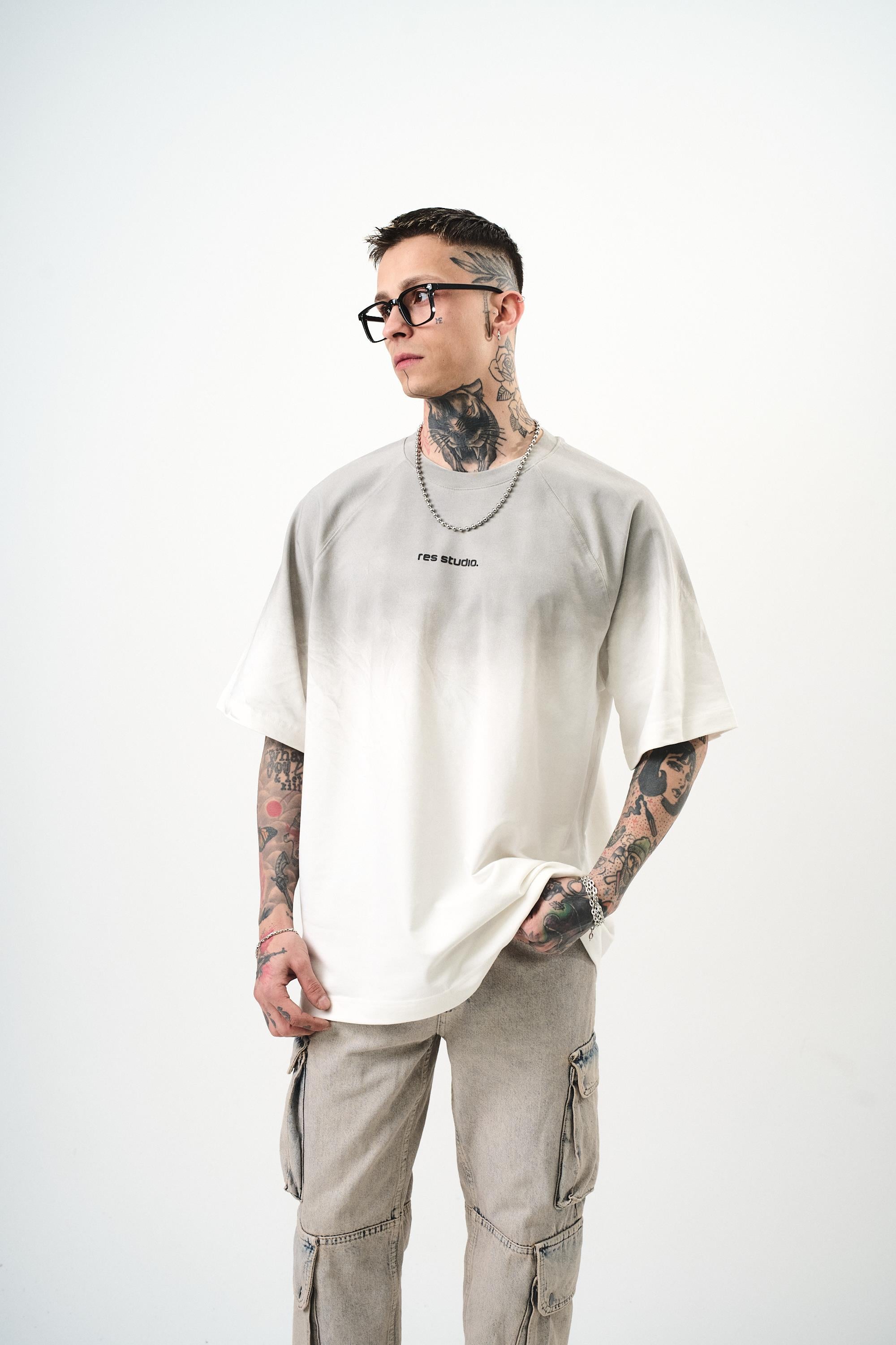 Erkek Res Studio Yazılı Oversize T-Shirt Ekru
