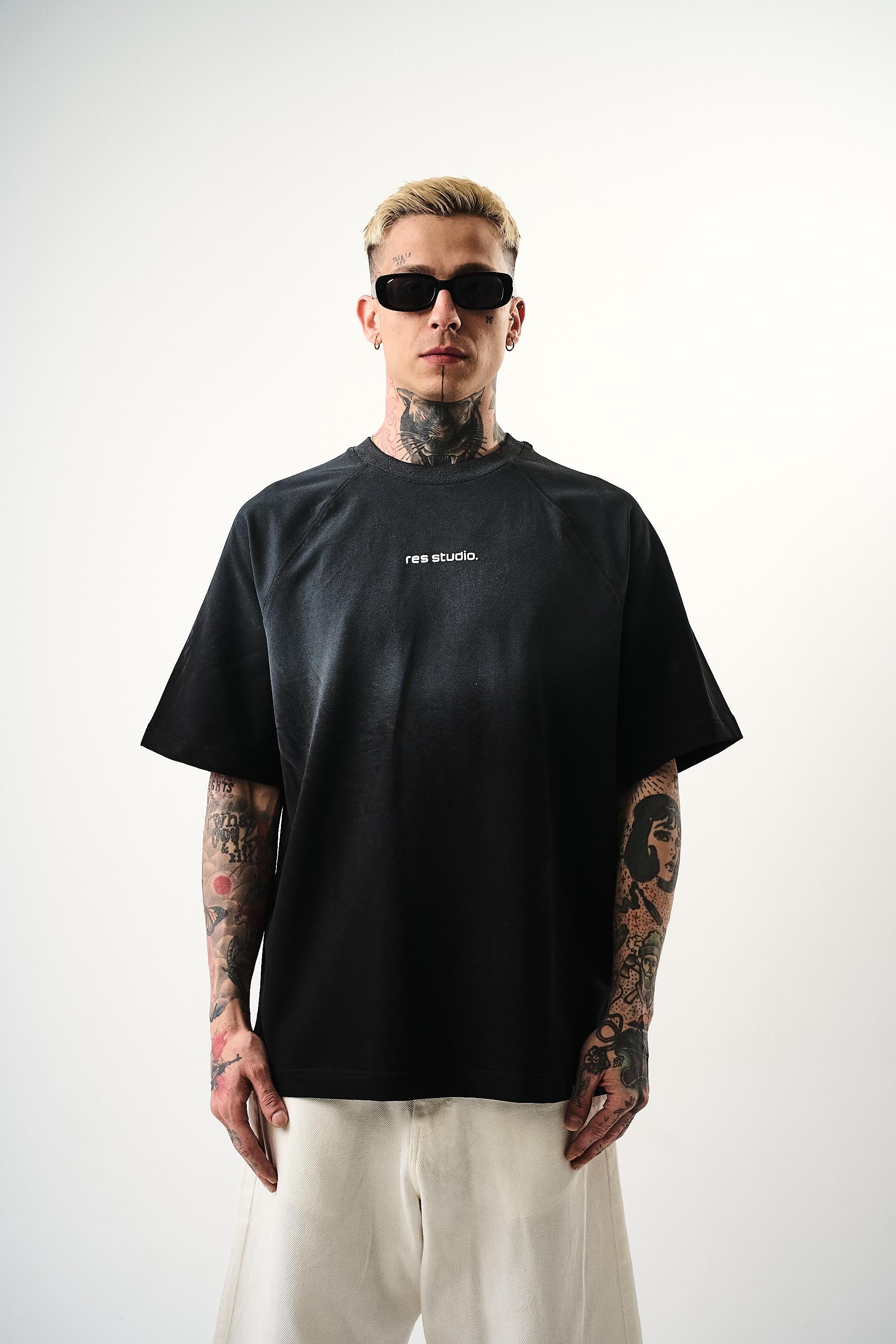 Erkek Res Studio Yazılı Oversize T-Shirt Siyah