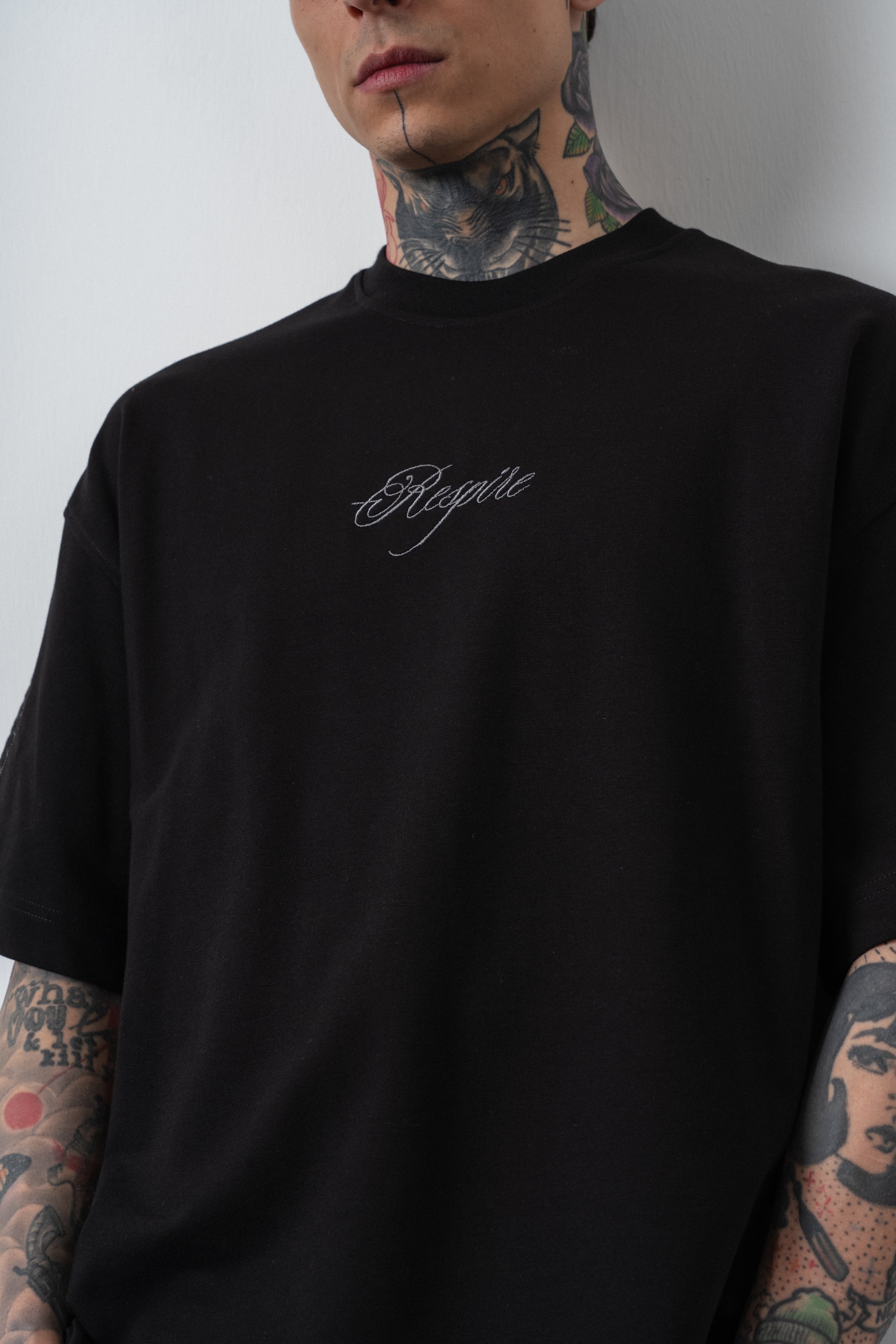 Erkek Rosette Nakış Detaylı Oversize T-Shirt Siyah