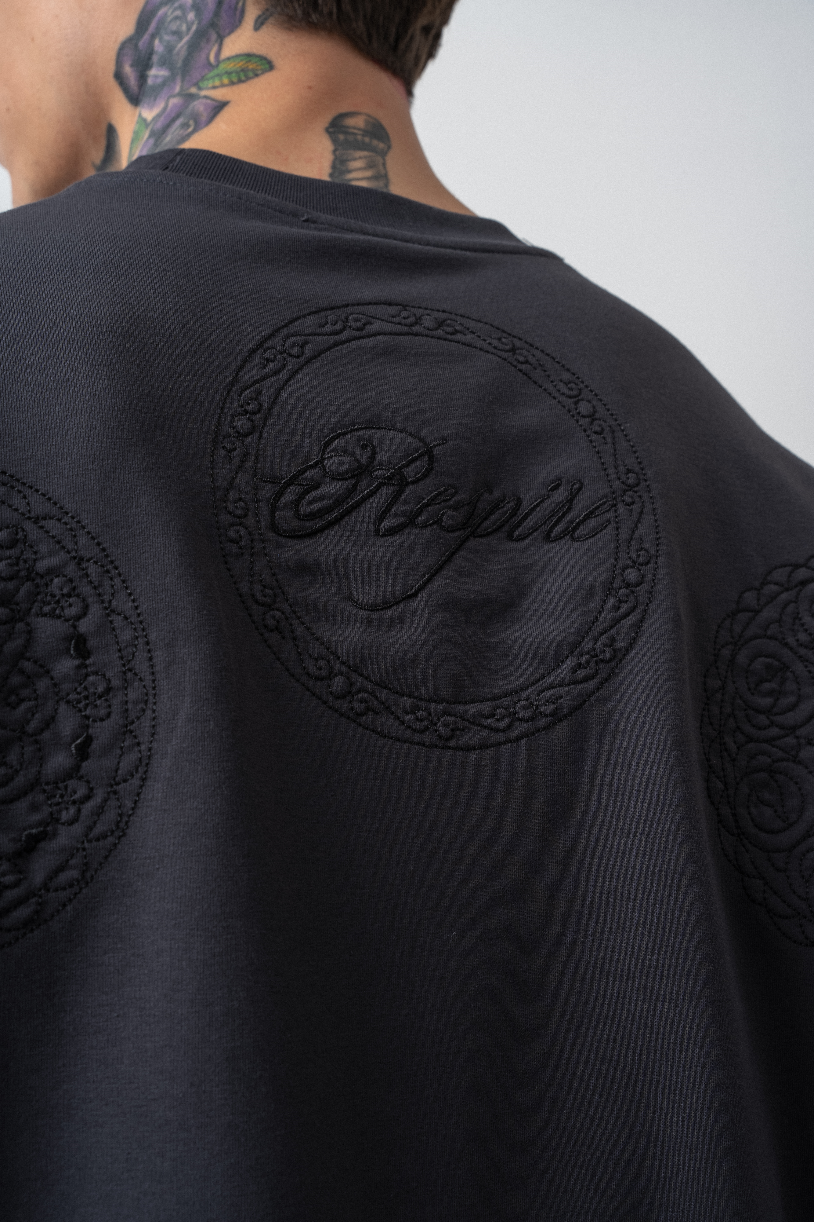 Erkek Rosette Nakış Detaylı Oversize T-Shirt Füme