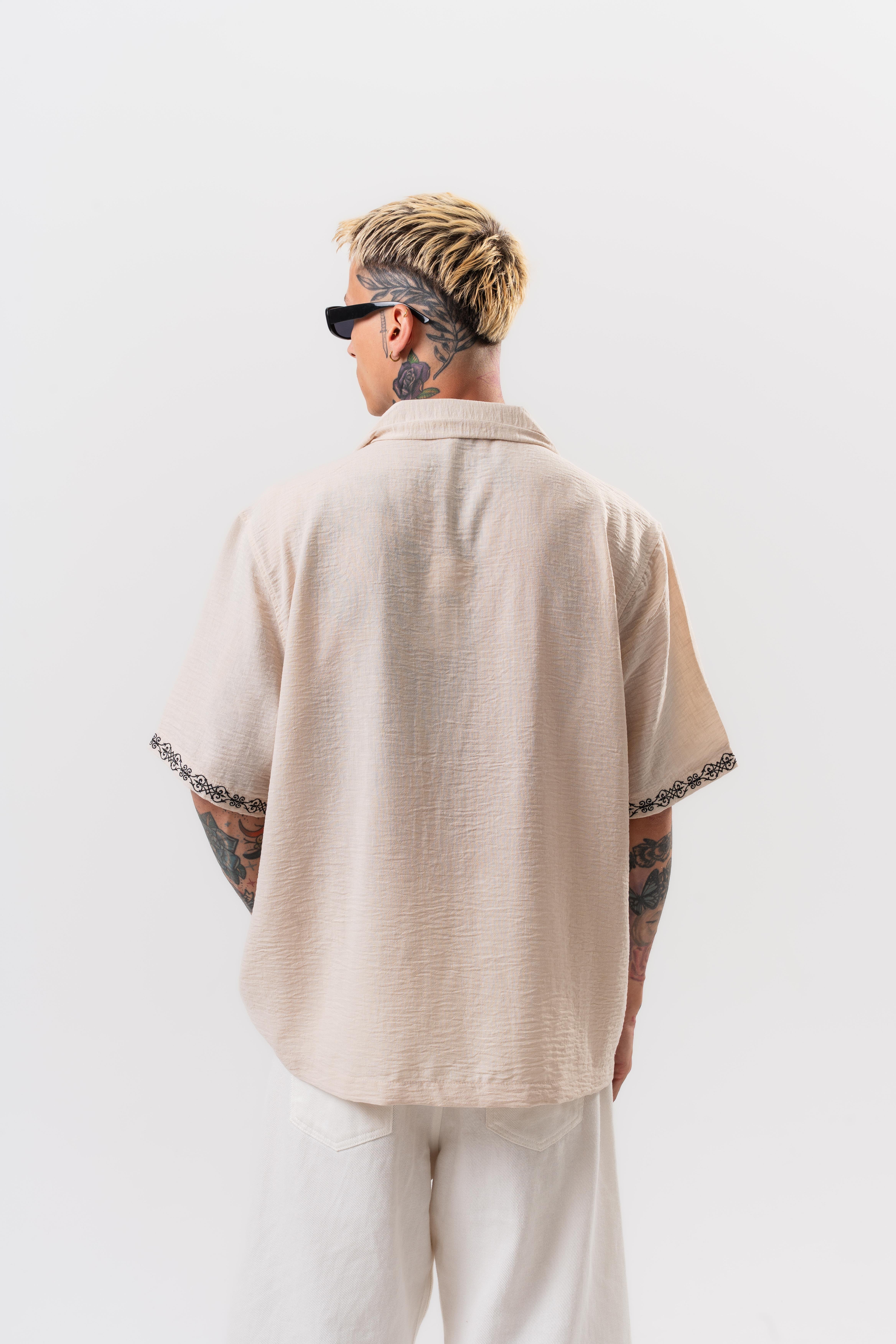 Erkek Ruthless Nakışlı Oversize Gömlek Bej