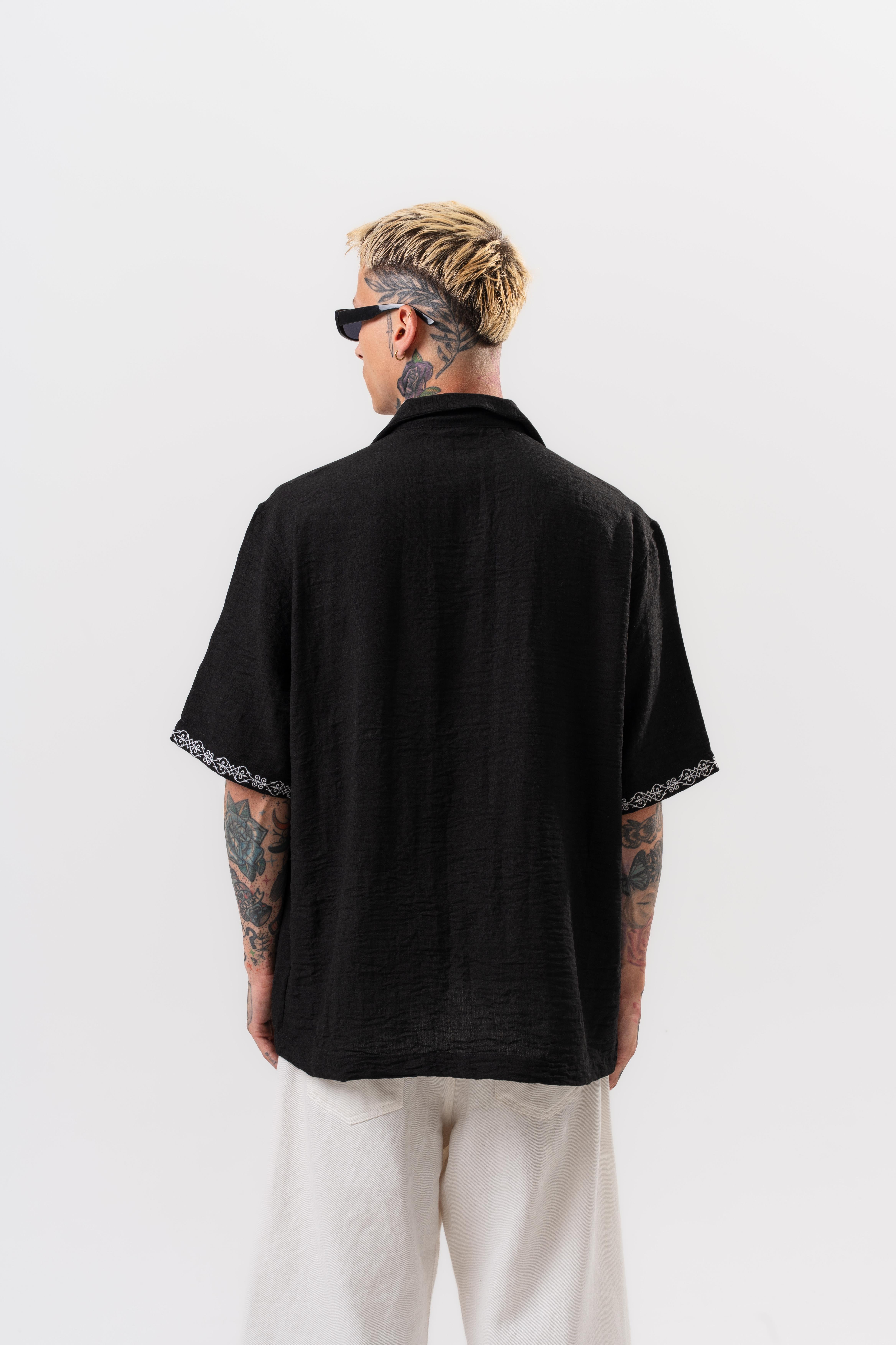 Erkek Ruthless Nakışlı Oversize Gömlek Siyah