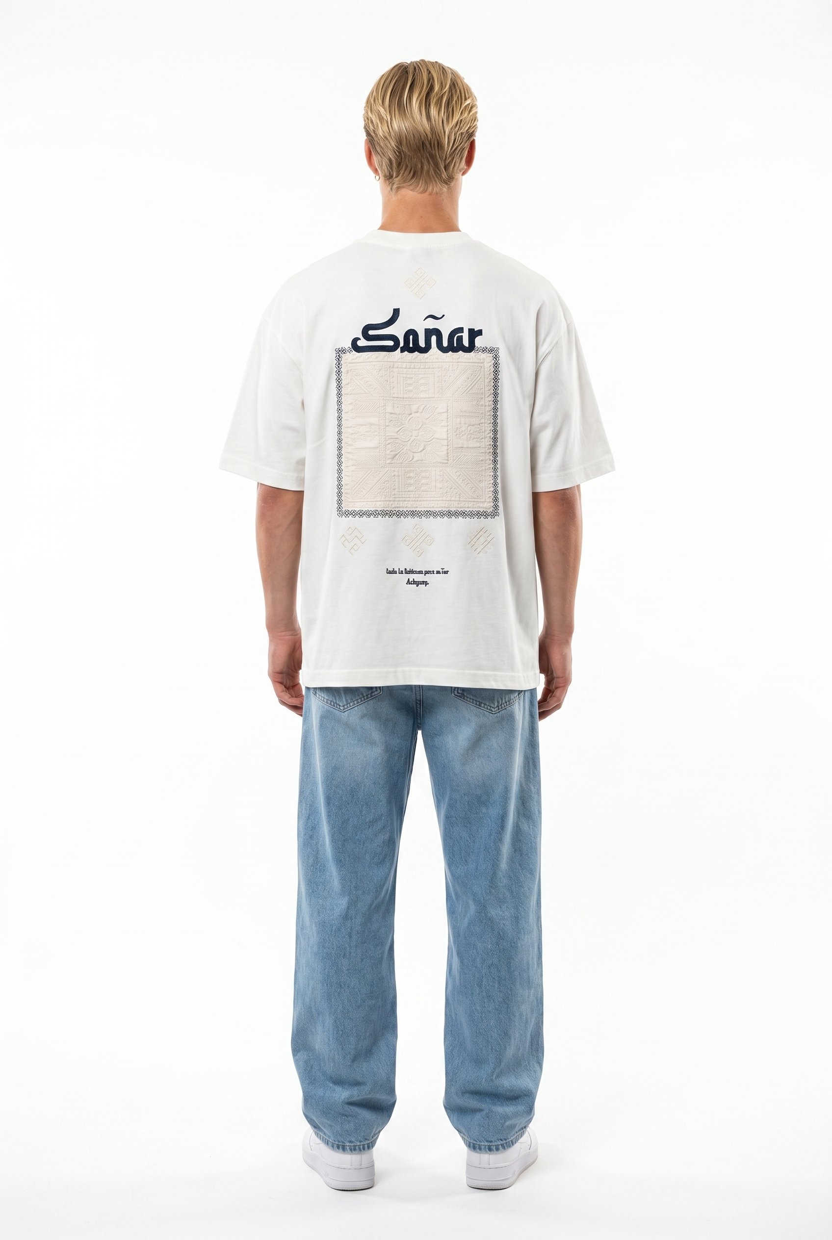 Erkek Sonar Nakış Detaylı Oversize T-Shirt Ekru