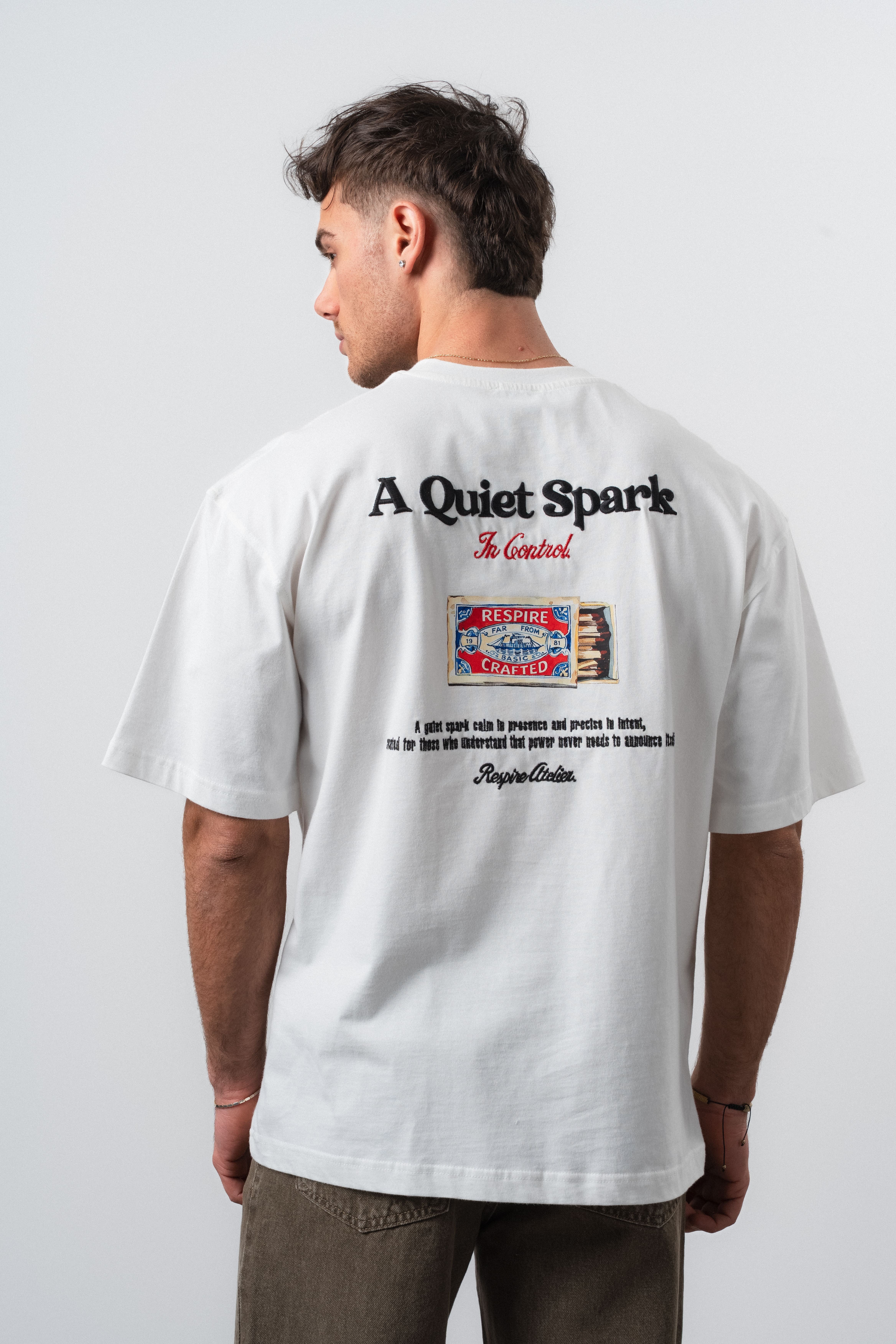 Erkek Spark Nakışlı Oversize T-Shirt Ekru
