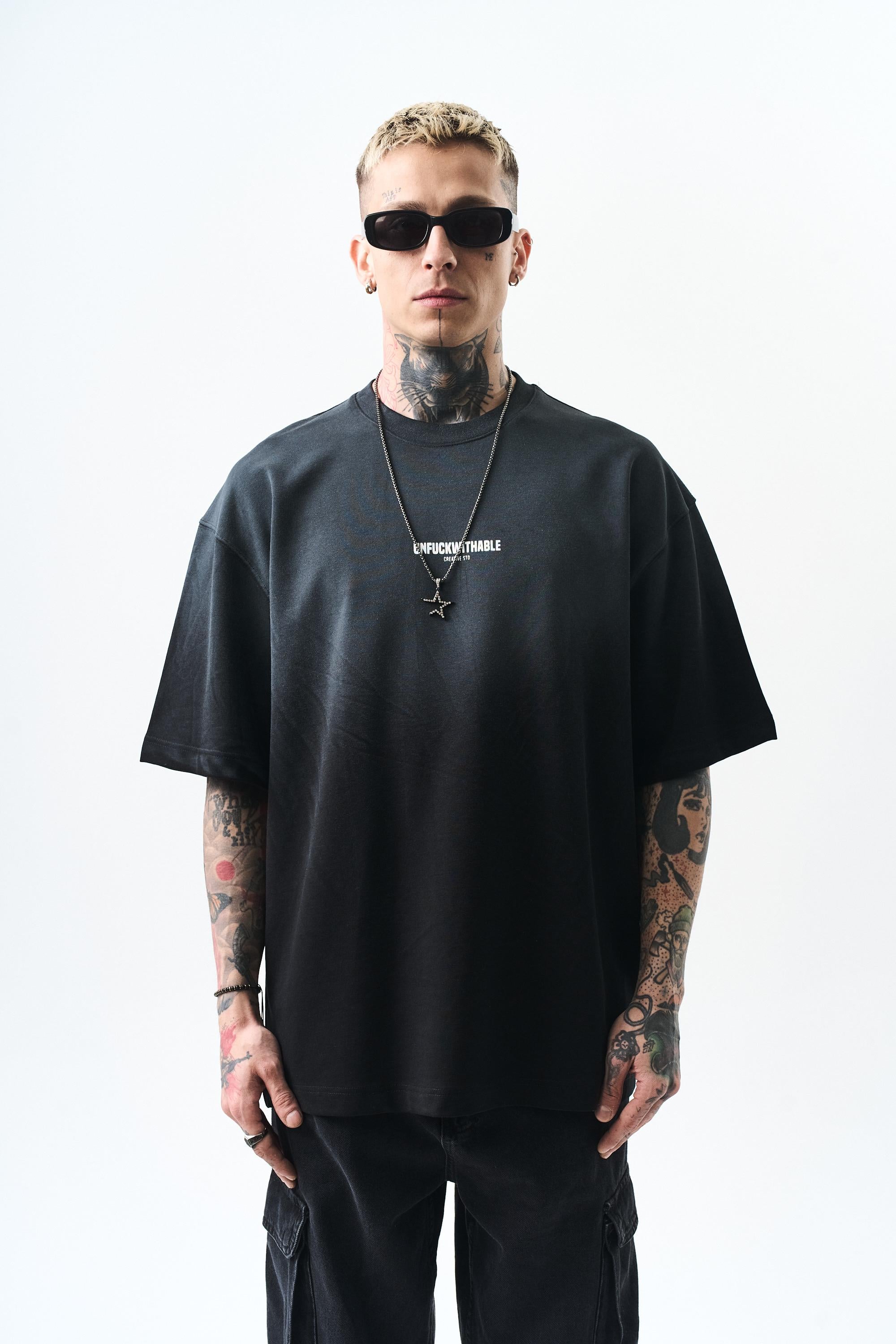 erkek-unfuckwithable-baskili-oversize--f00a8f.jpg