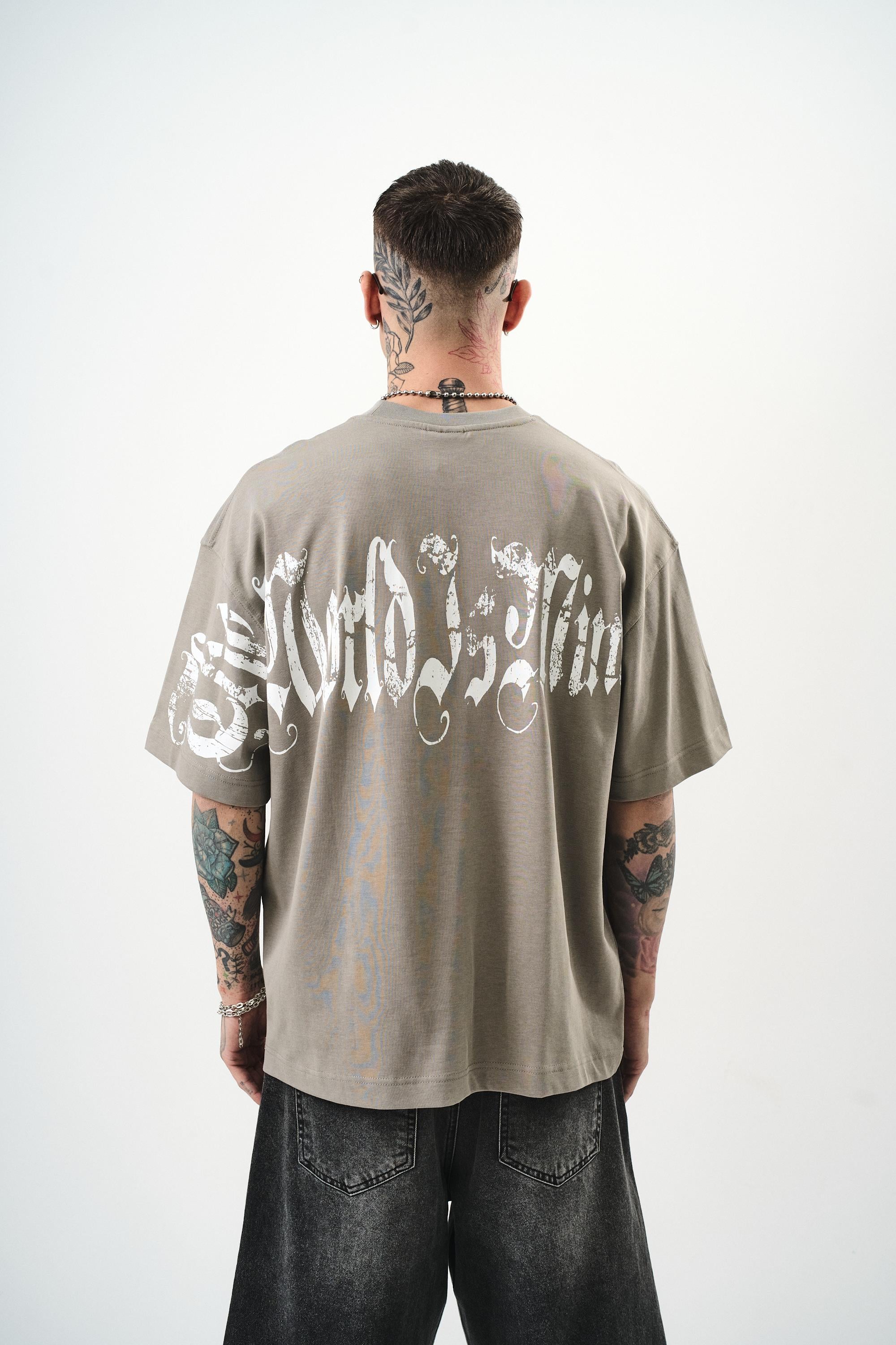 Erkek World Is Mine Baskılı Oversize T-Shirt Gri
