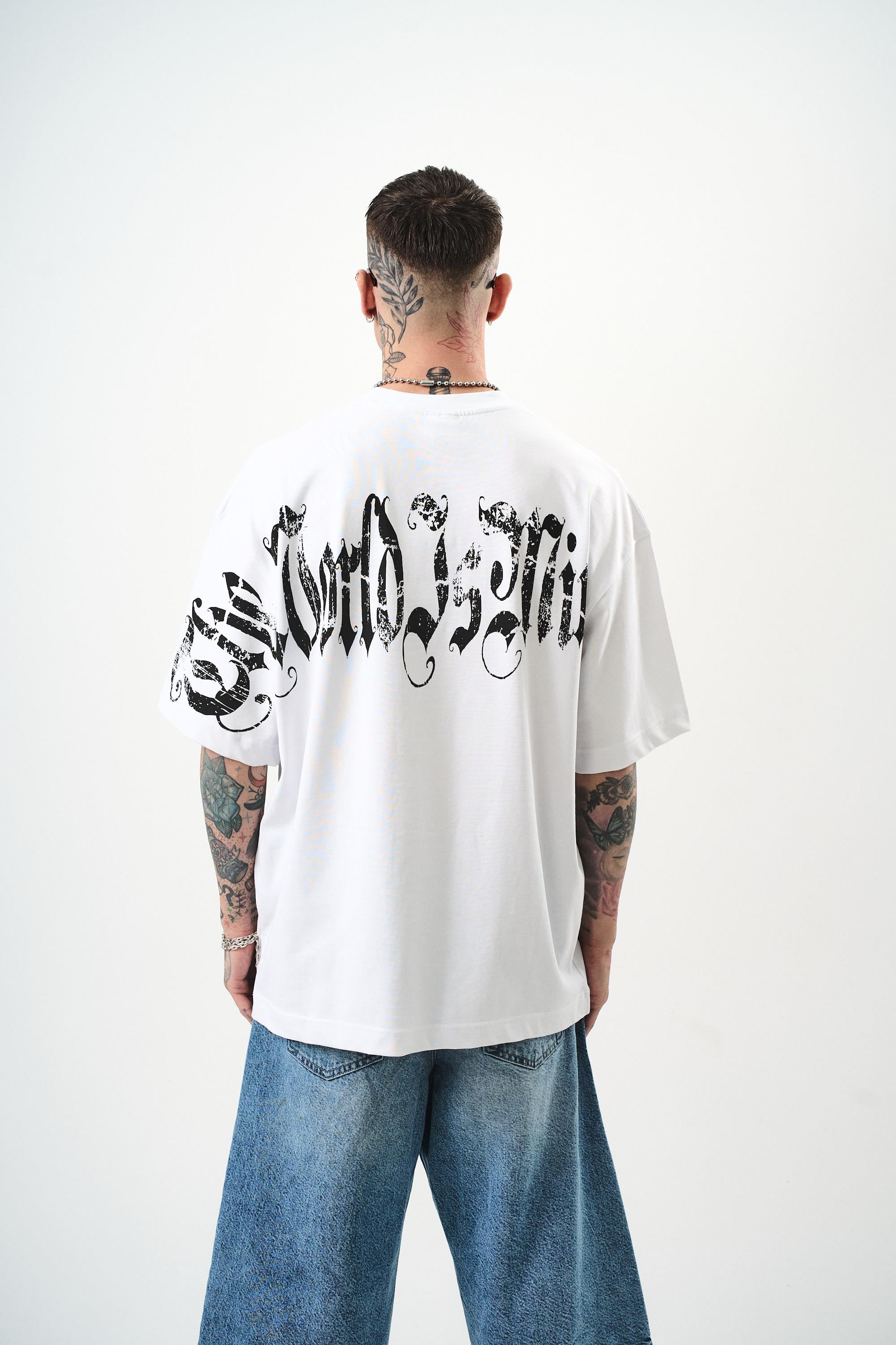 Erkek World Is Mine Baskılı Oversize T-Shirt Beyaz