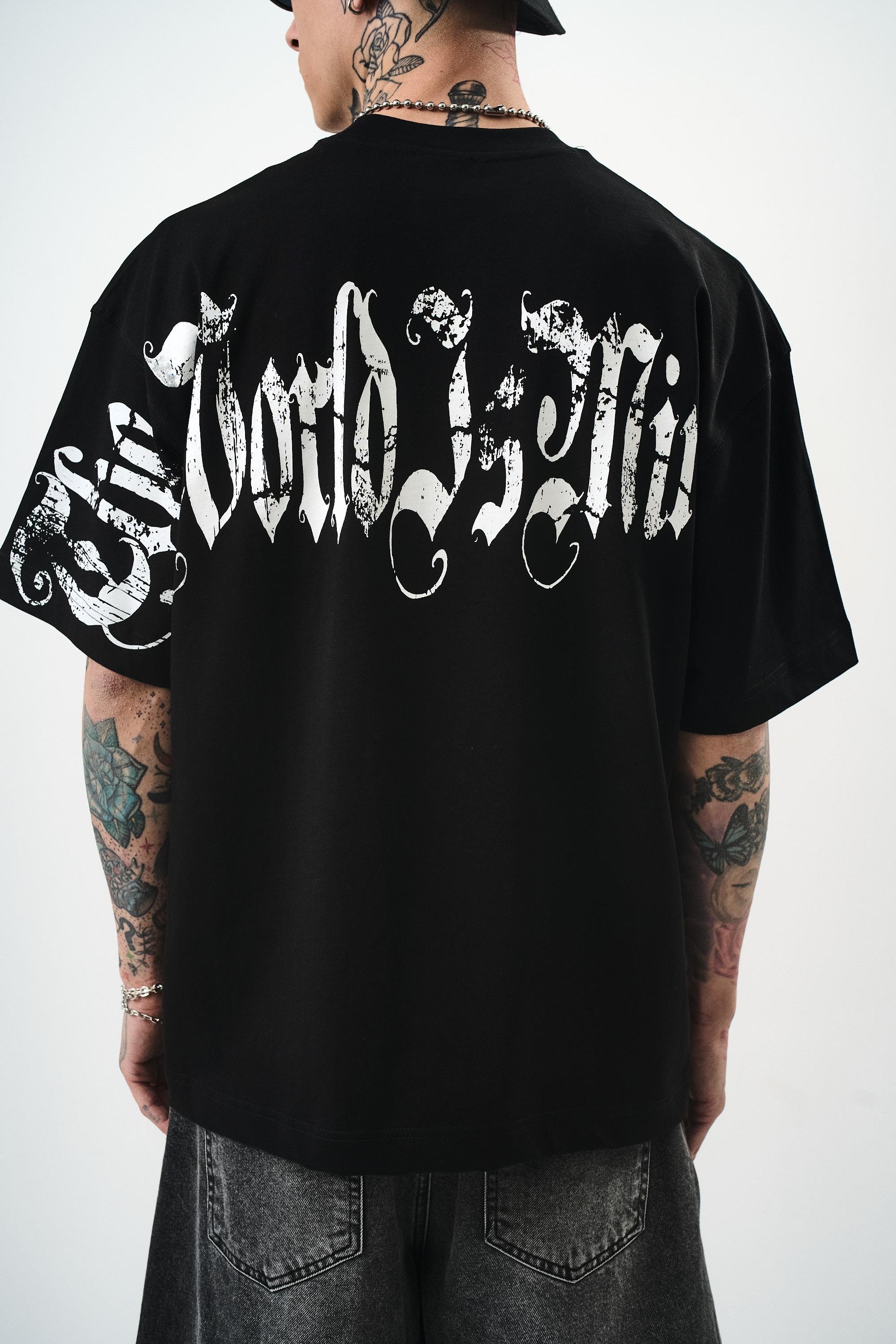 Erkek World Is Mine Baskılı Oversize T-Shirt Siyah