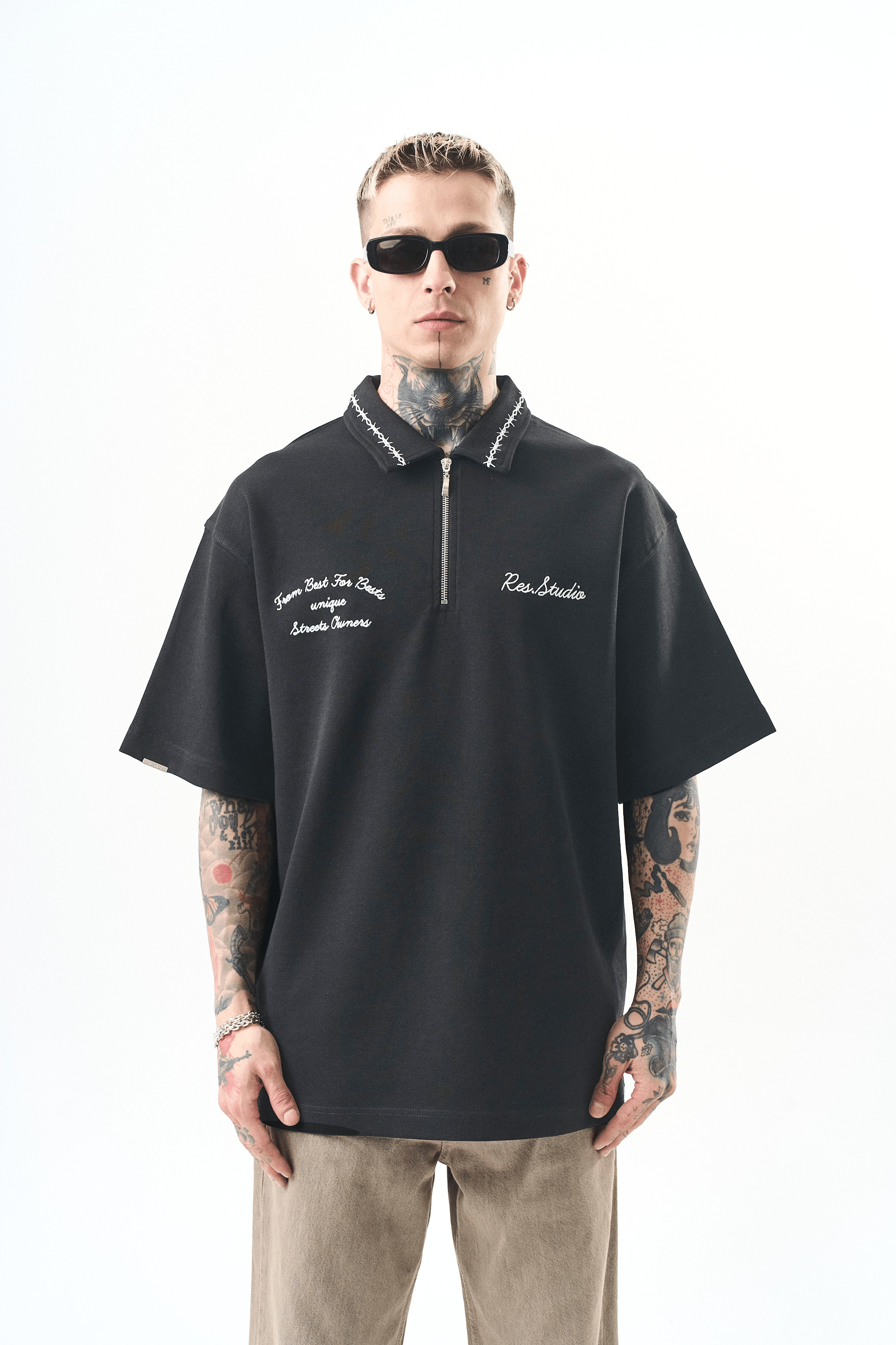 erkek-yarim-fermuarli-nakisli-oversize-0338df.png