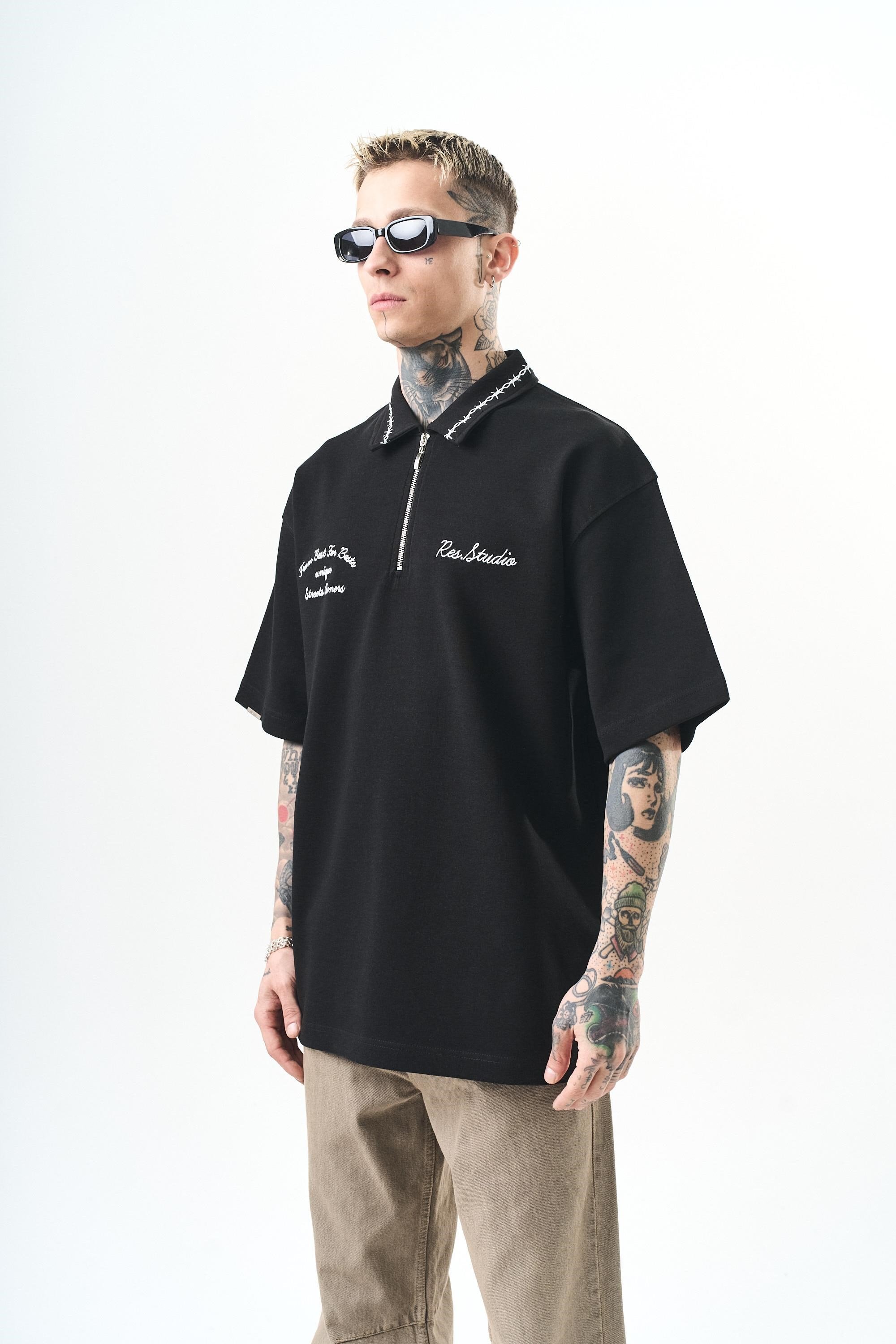 erkek-yarim-fermuarli-nakisli-oversize-c8d5-c.jpg