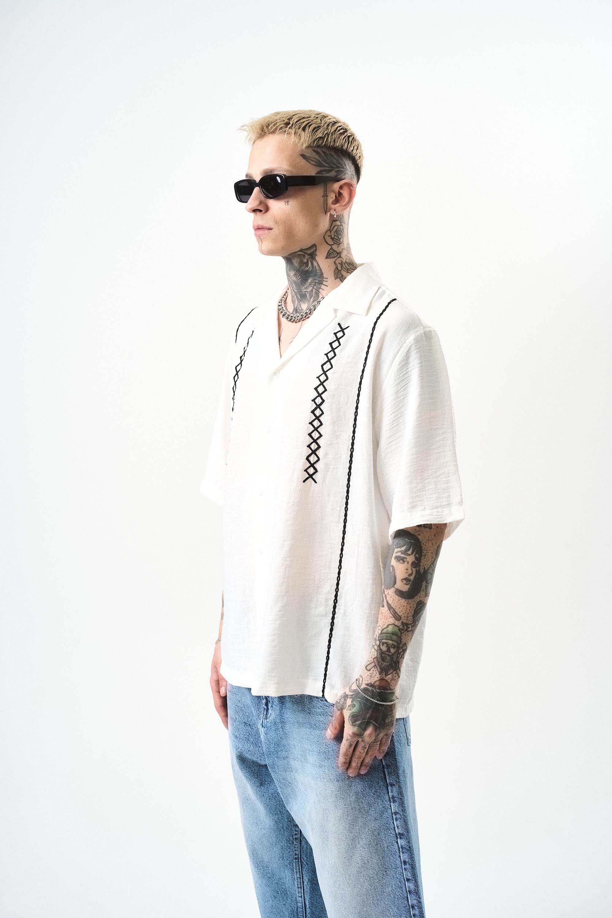 Erkek Zigzag Nakışlı Oversize Keten Gömlek Beyaz