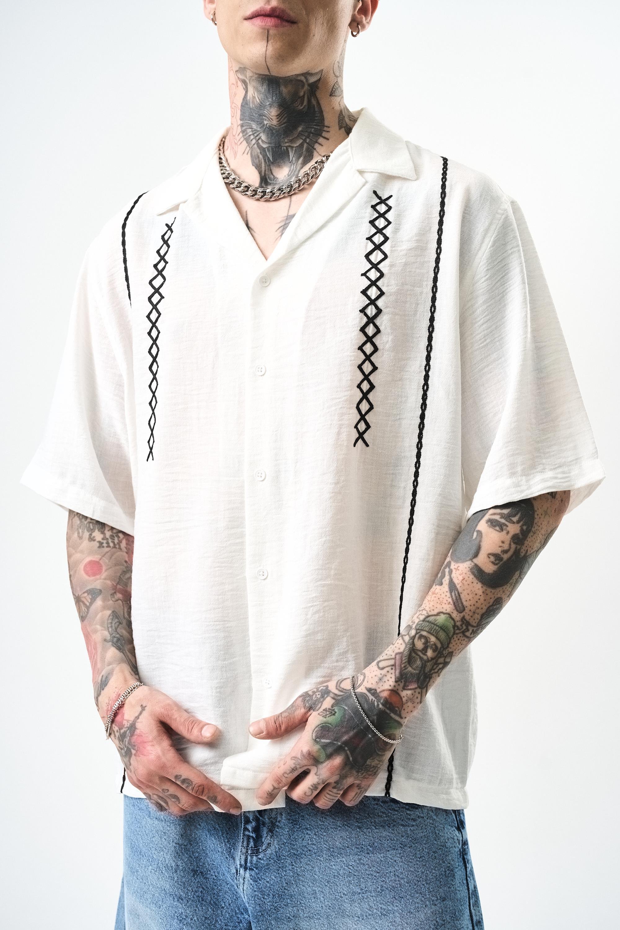 Erkek Zigzag Nakışlı Oversize Keten Gömlek Beyaz