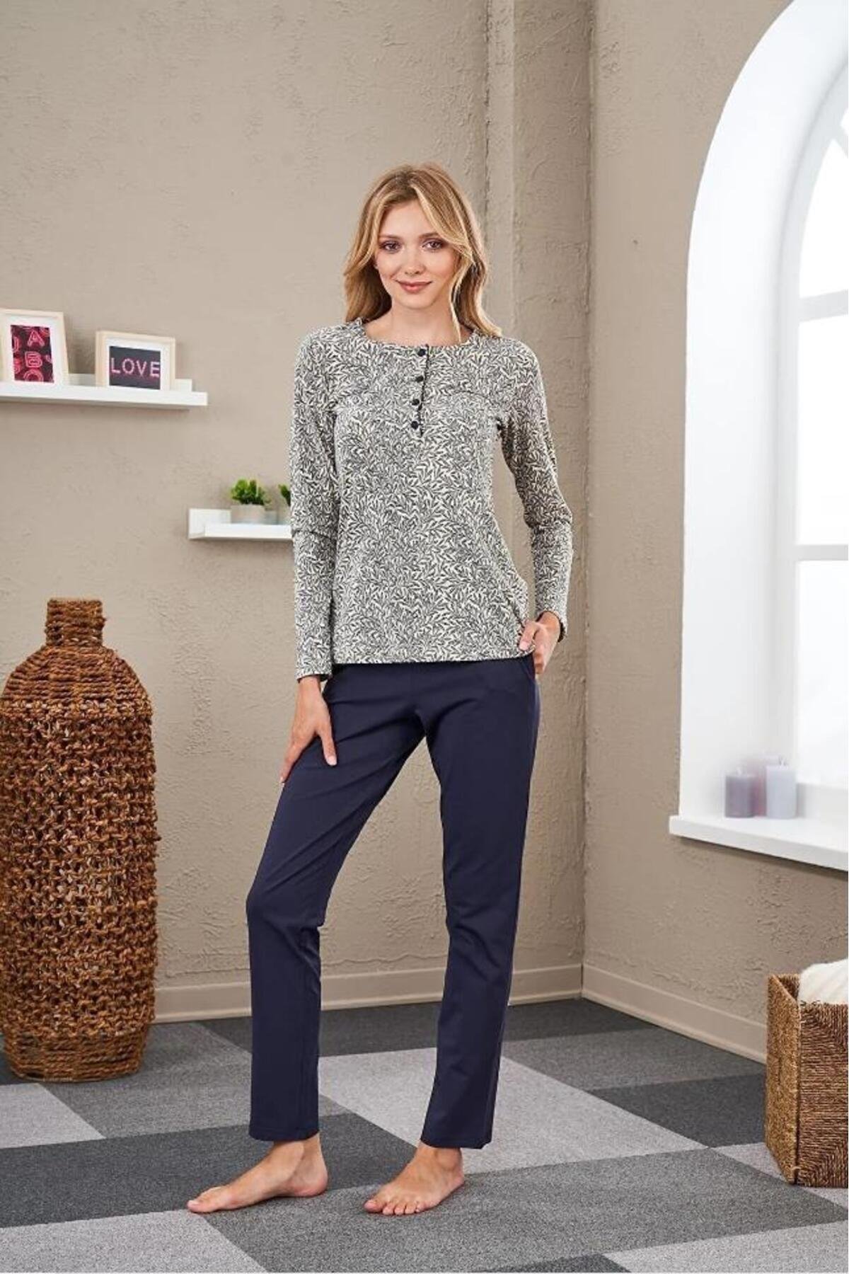 23525 Kadın Patlı Desenli Pijama Takım