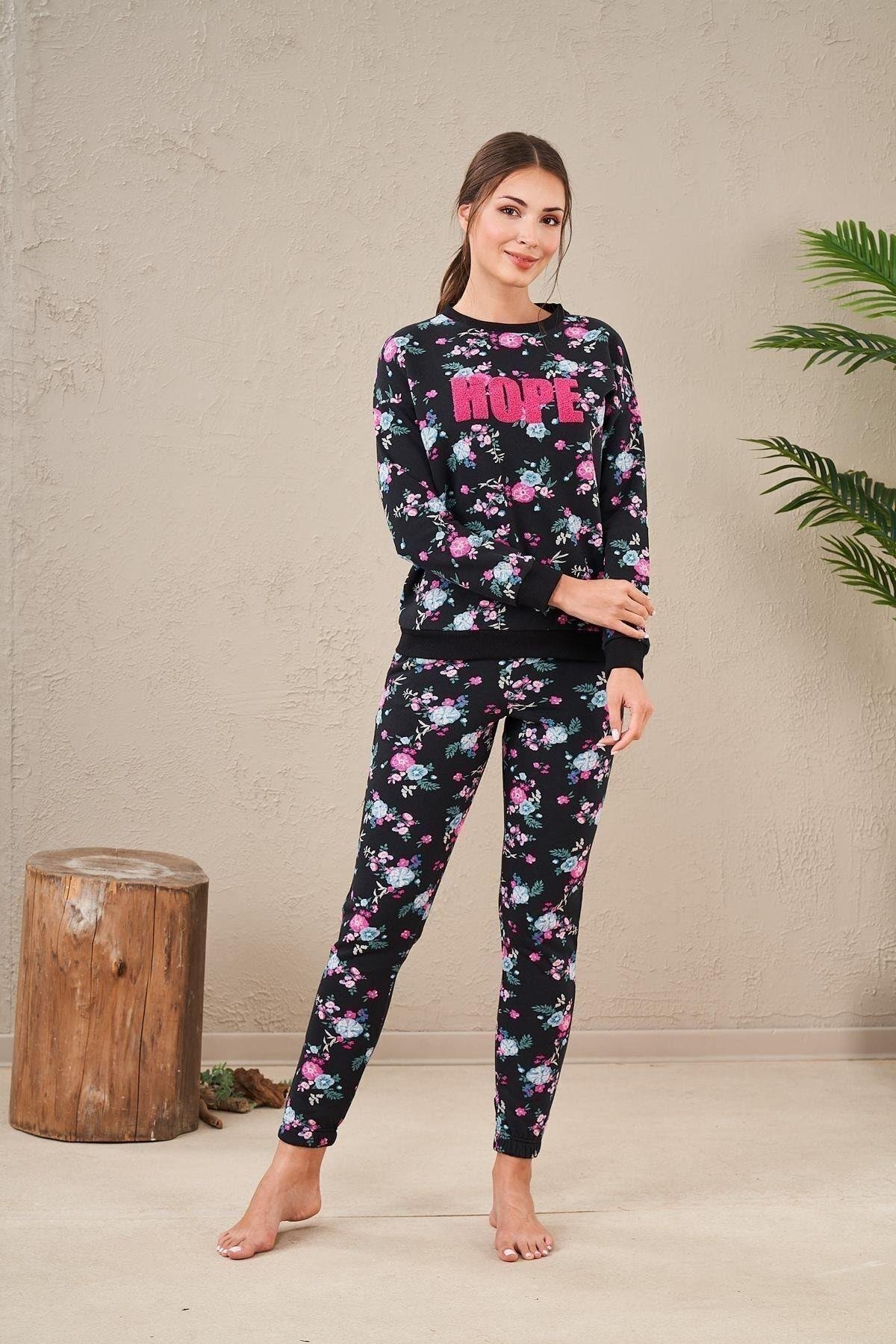 23569 Kadın Desenli Pijama Takım
