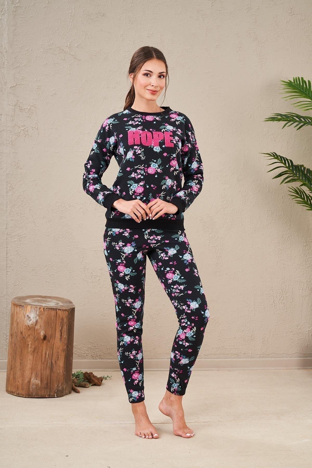 23569 Kadın Desenli Pijama Takım